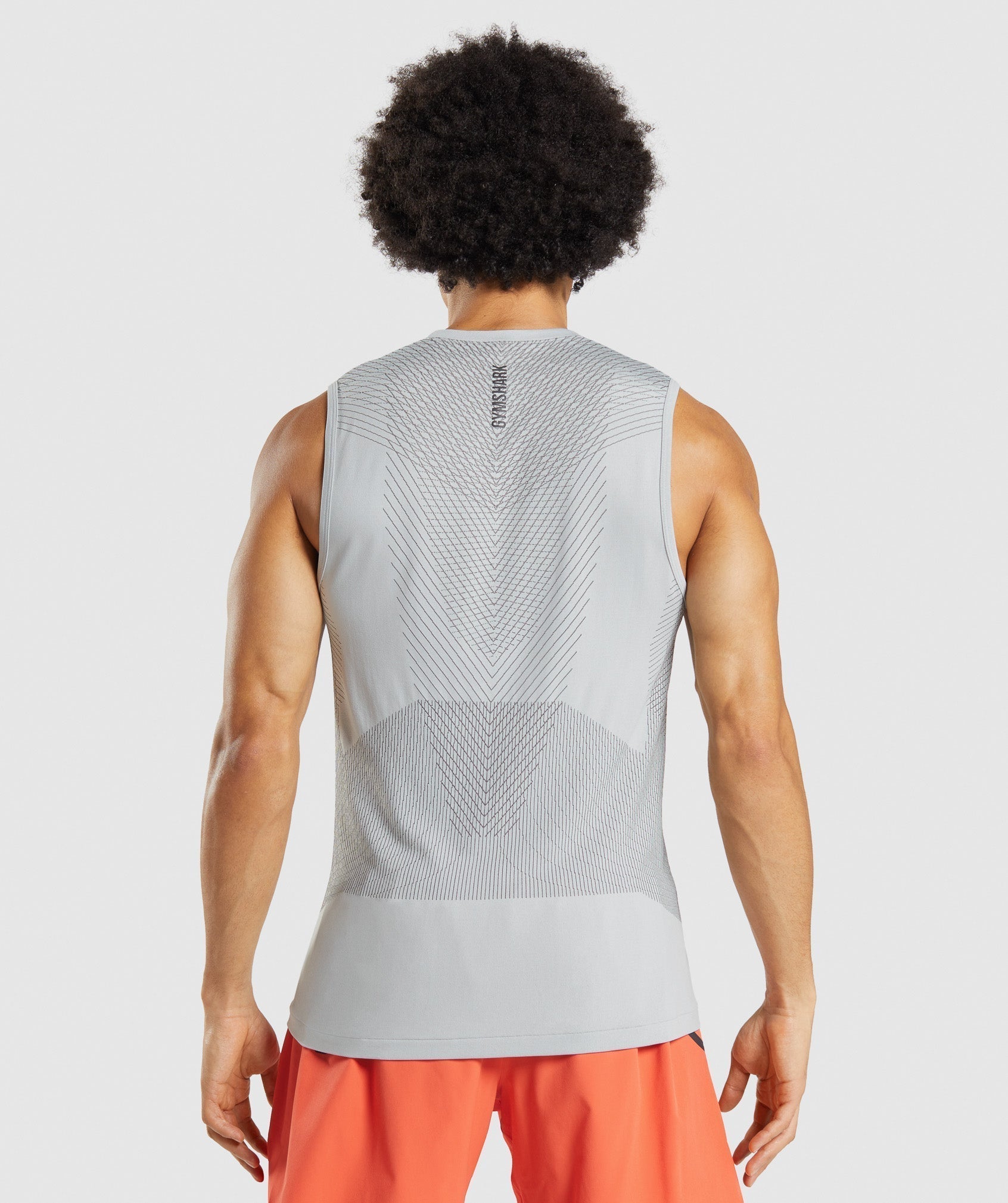 gymshark-apex-seamless-tank-light-grey-onyx-grey-ss22