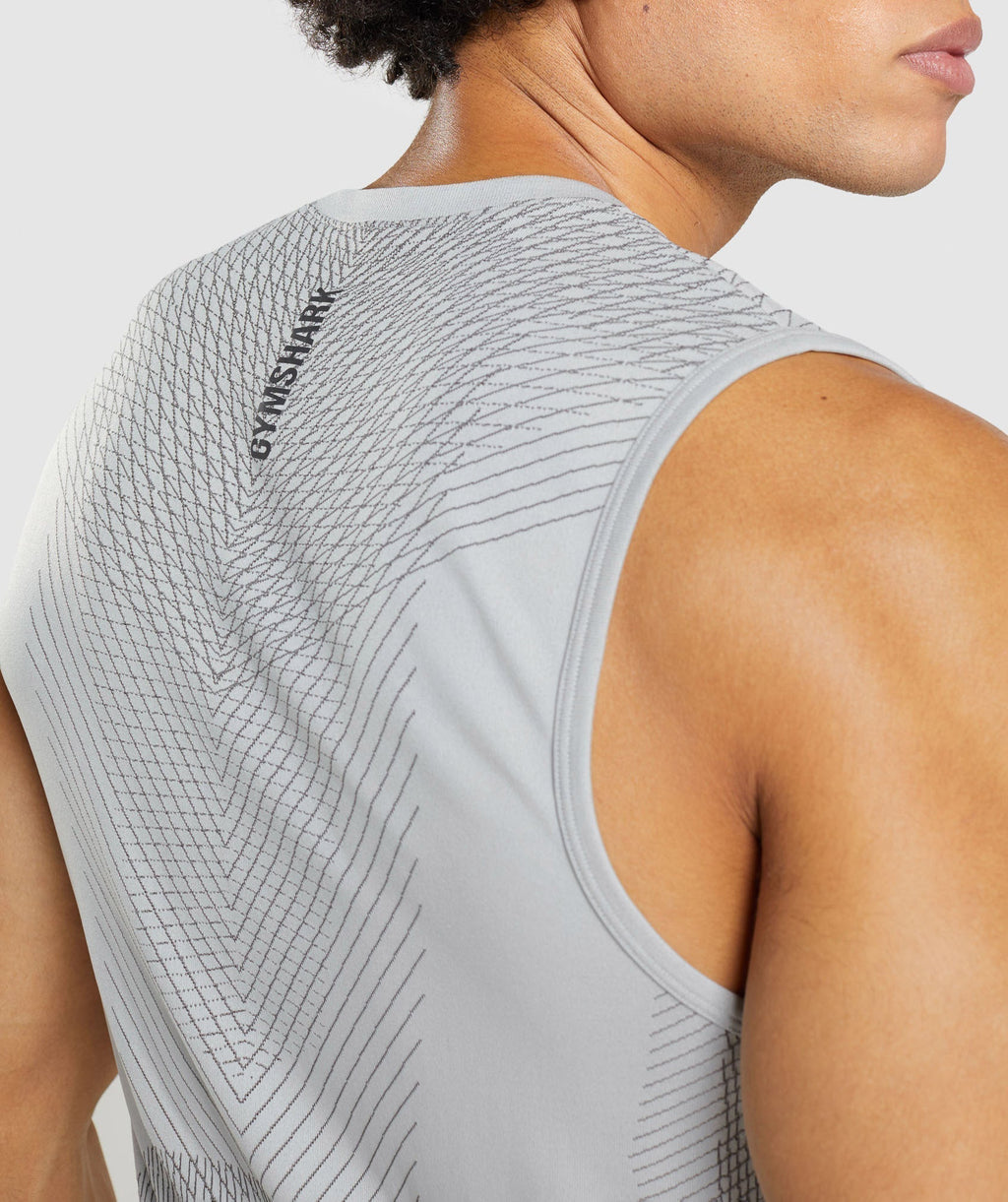 gymshark-apex-seamless-tank-light-grey-onyx-grey-ss22