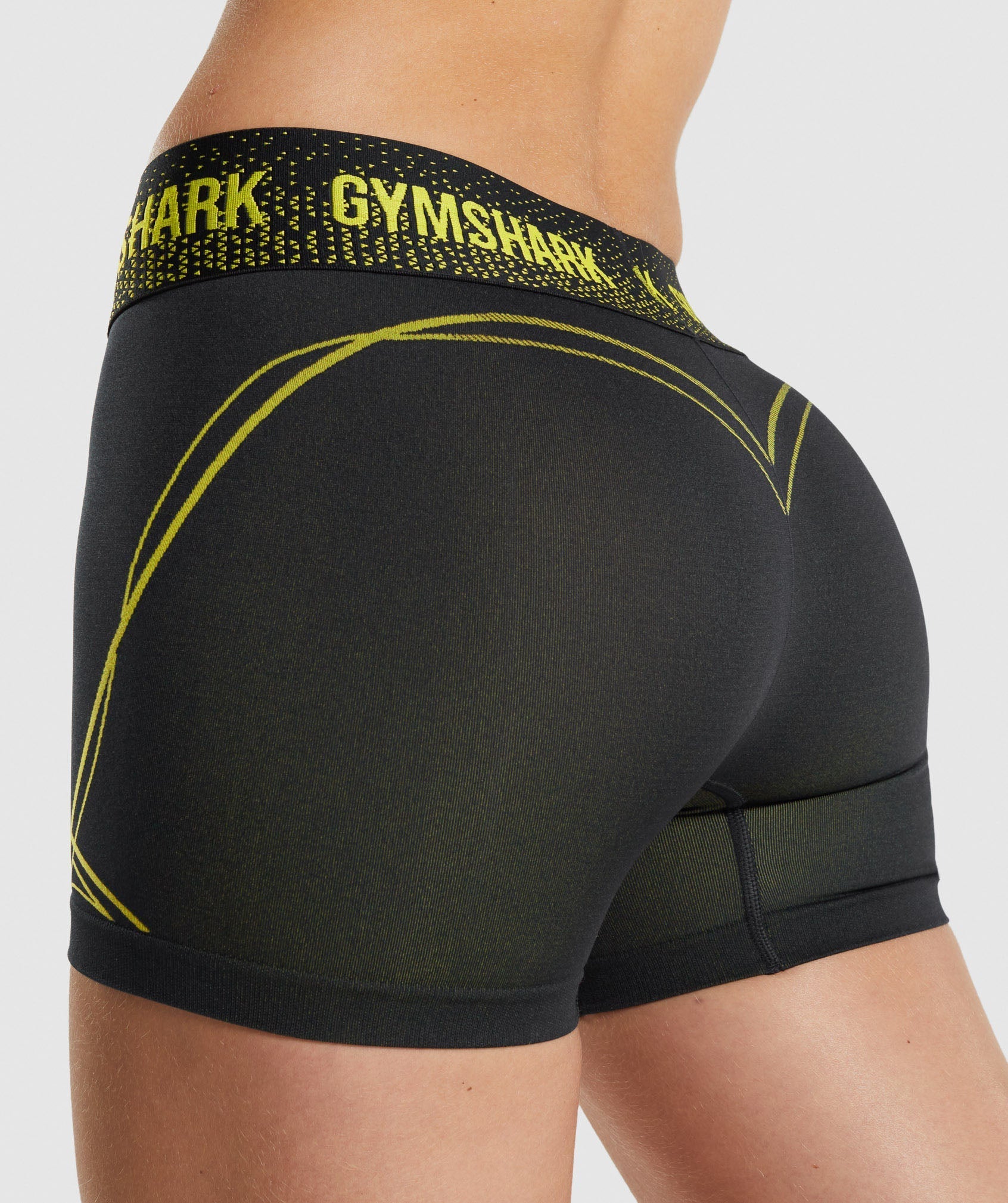gymshark-apex-seamless-low-rise-shorts-black-yellow-aw21