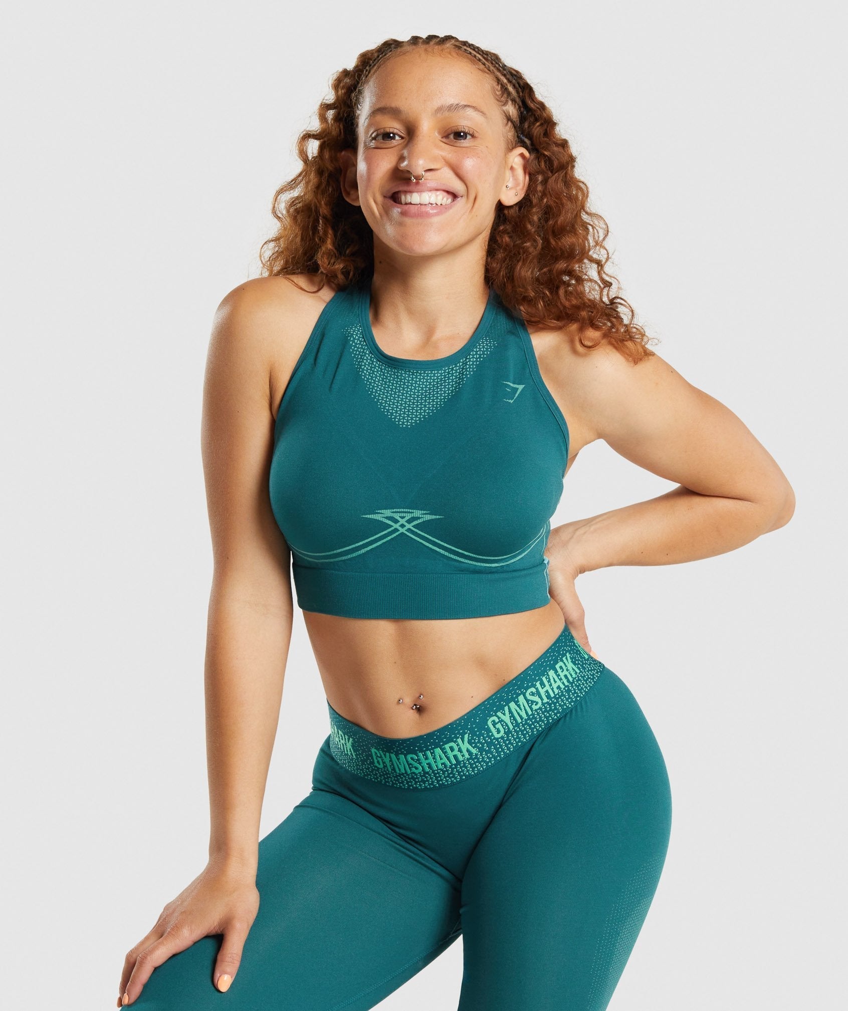 gymshark-apex-seamless-sports-bra-teal-aw21