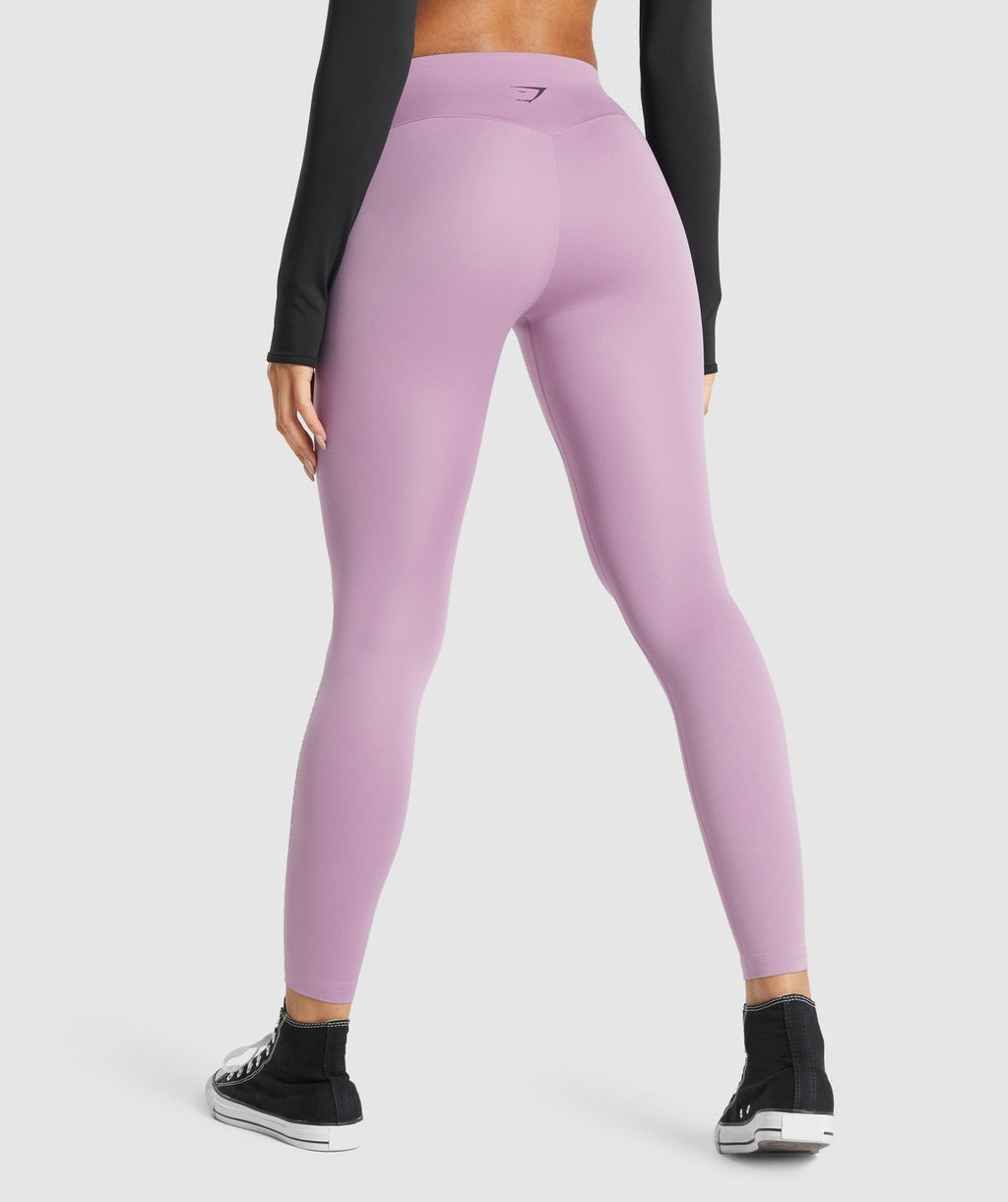 gymshark-training-graphic-leggings-purple-aw21