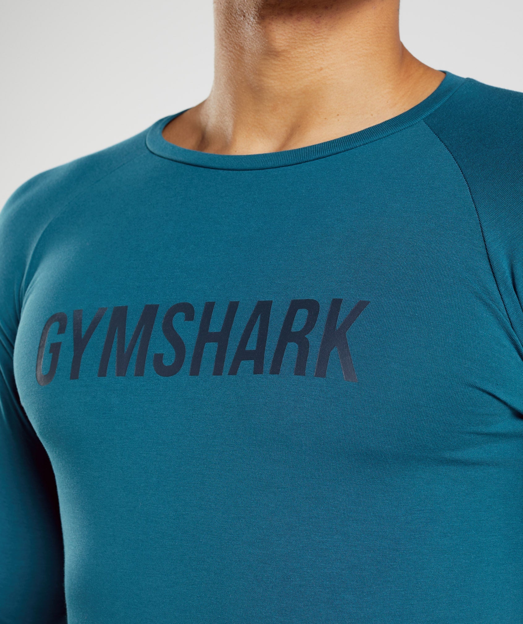 gymshark-apollo-long-sleeve-muscle-fit-t-shirt-atlantic-blue-aw22