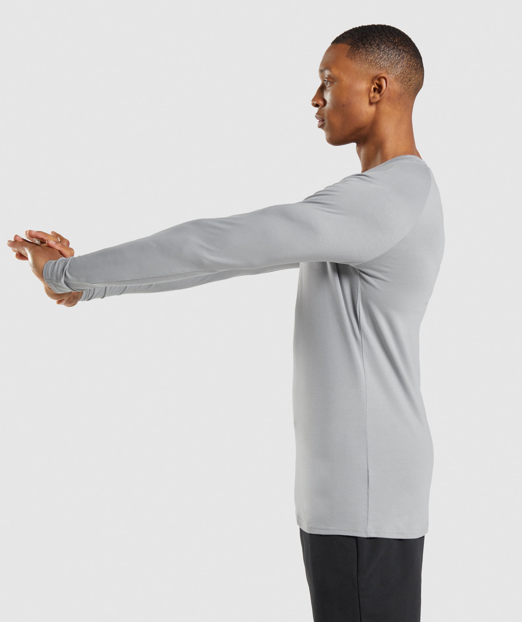 gymshark-apollo-long-sleeve-t-shirt-smokey-grey-ss22