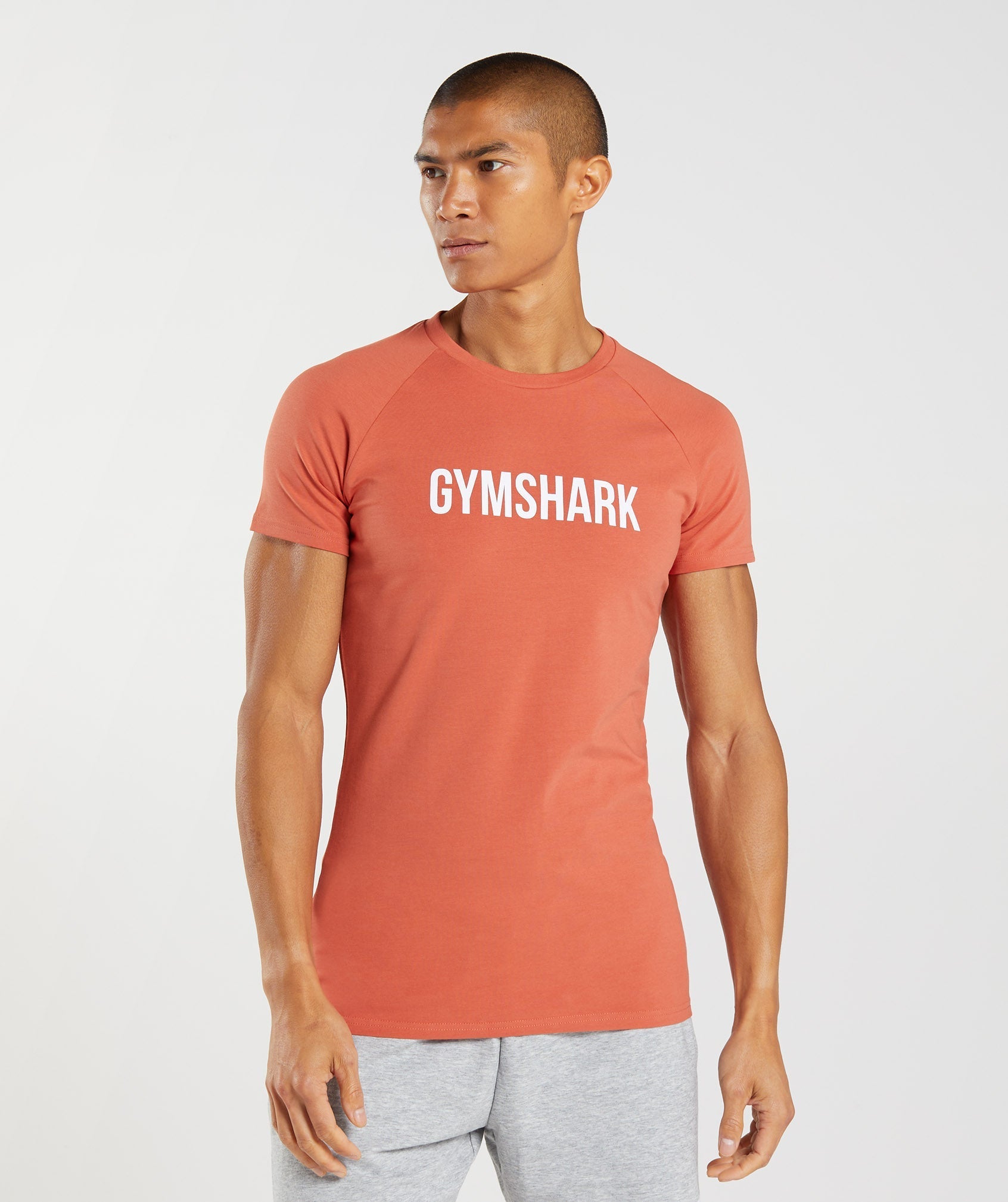 gymshark-apollo-muscle-fit-t-shirt-storm-red-aw22