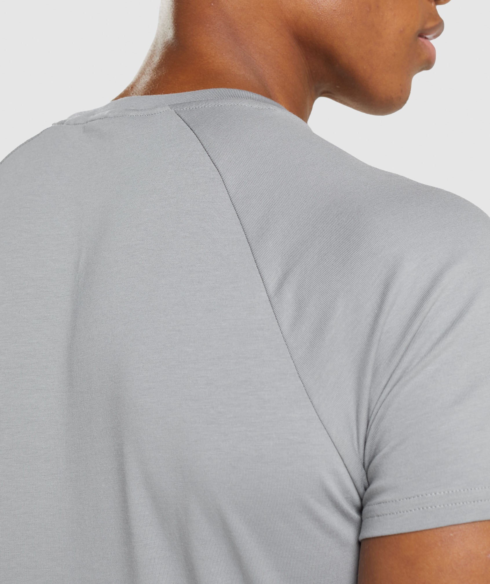 gymshark-apollo-muscle-fit-t-shirt-smokey-grey-ss22