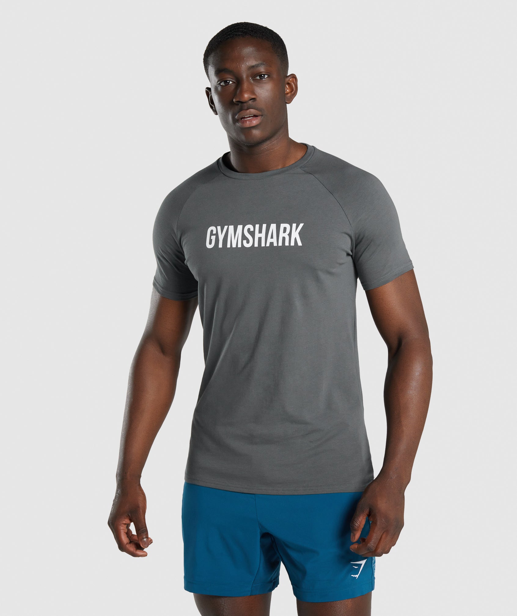 gymshark-apollo-t-shirt-charcoal-grey