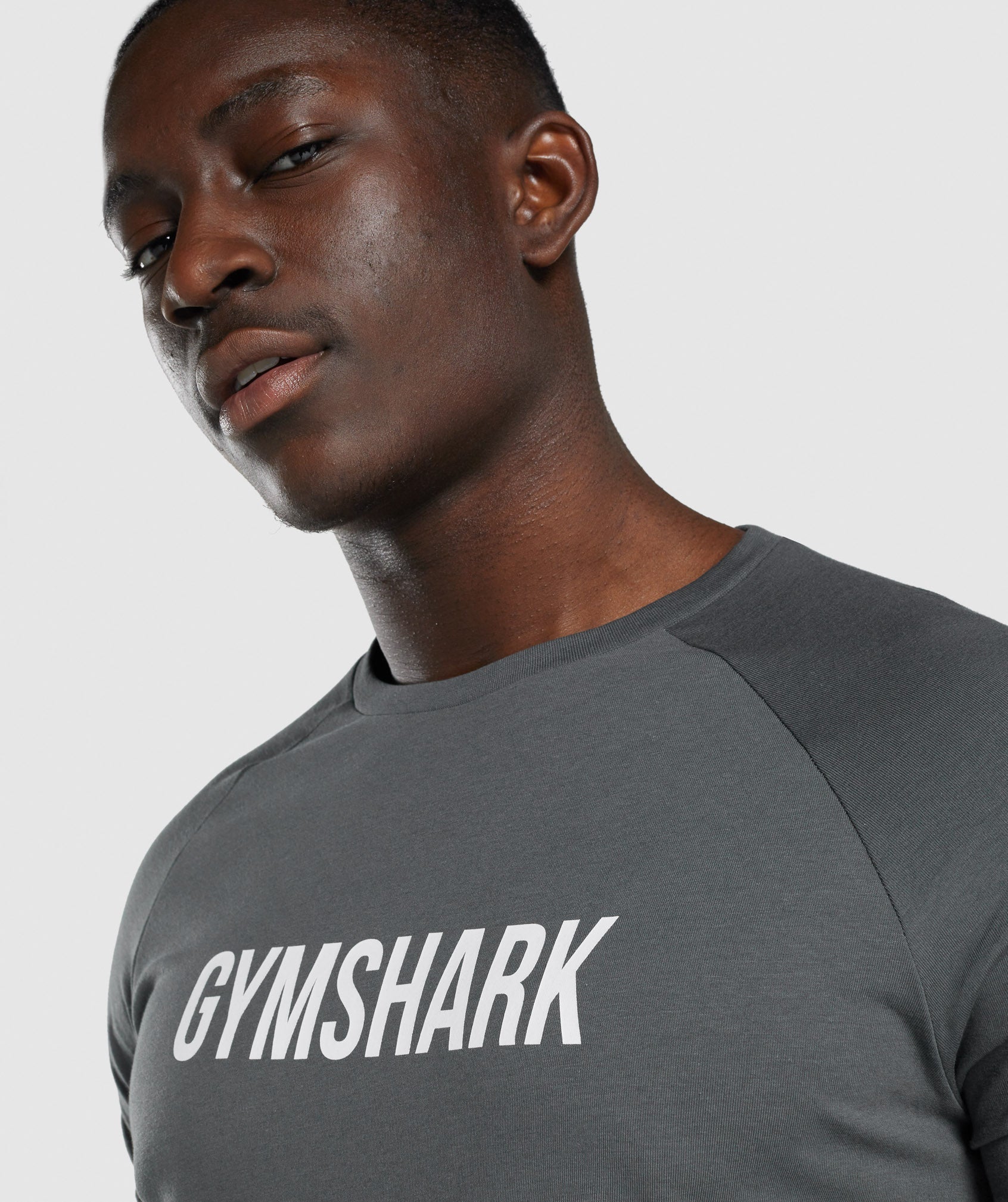 gymshark-apollo-t-shirt-charcoal-grey