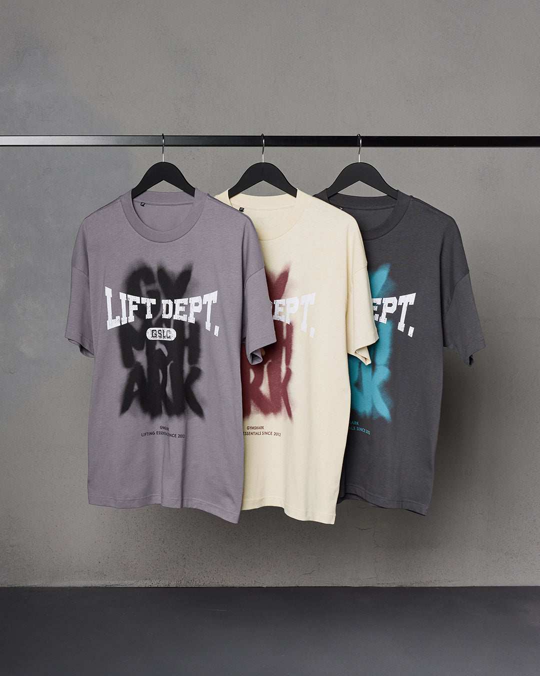 gymshark-lifting-dept-graffiti-t-shirt-asphalt-grey-ss24