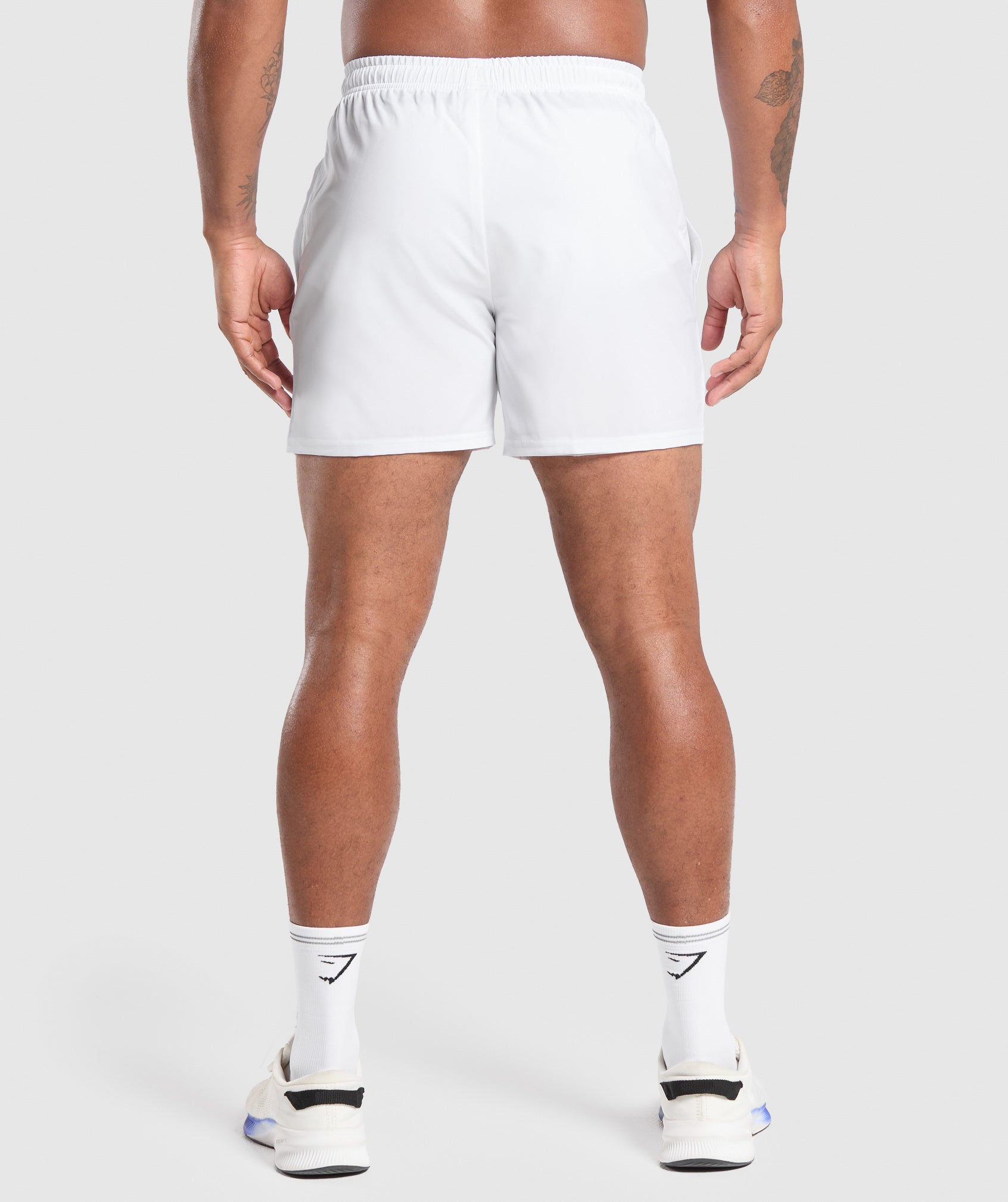 gymshark-arrival-5-shorts-white-ss22