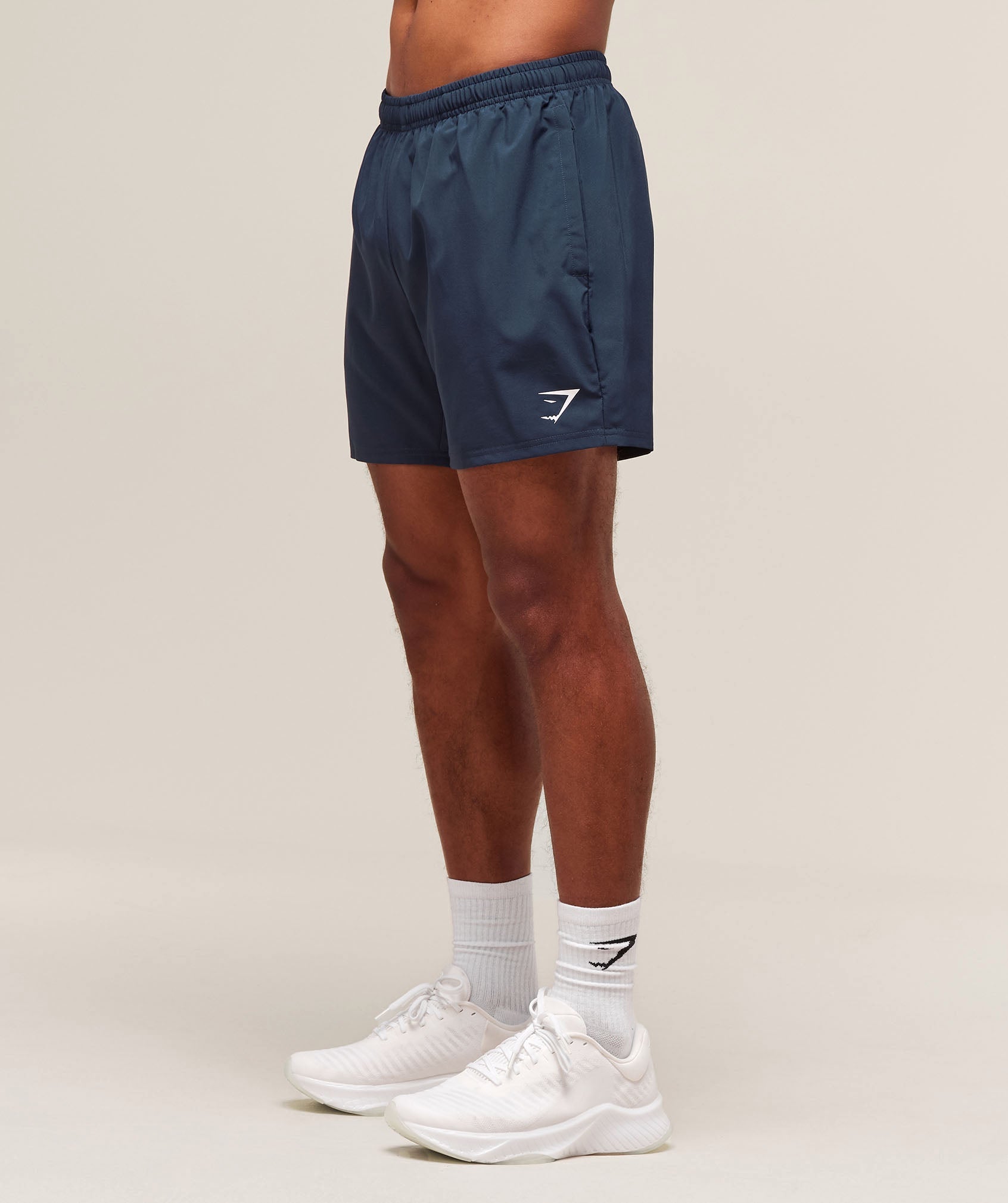 gymshark-arrival-5-shorts-navy-ss22