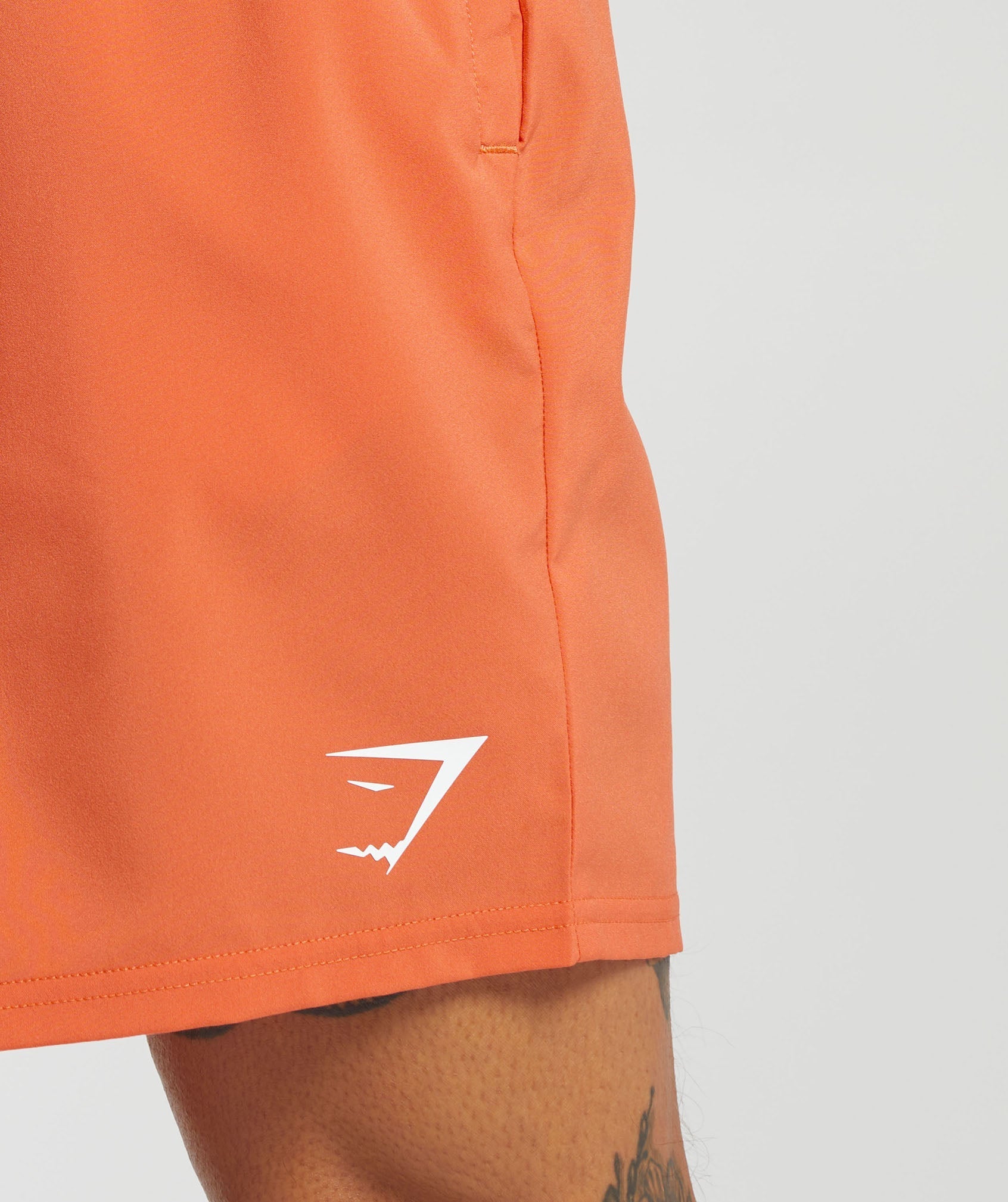 gymshark-arrival-7-shorts-ignite-orange-aw23