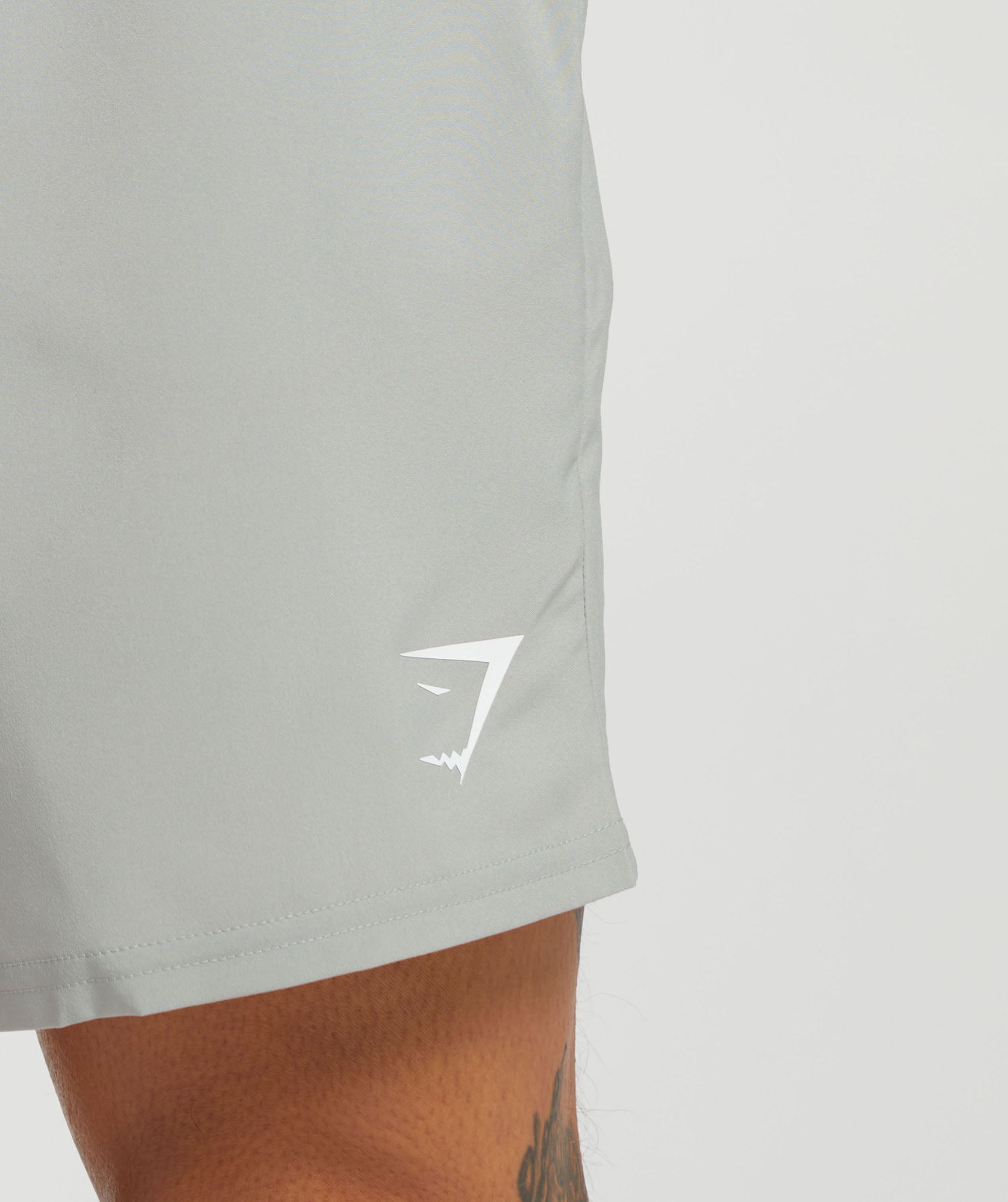 gymshark-arrival-7-shorts-stone-grey-aw23
