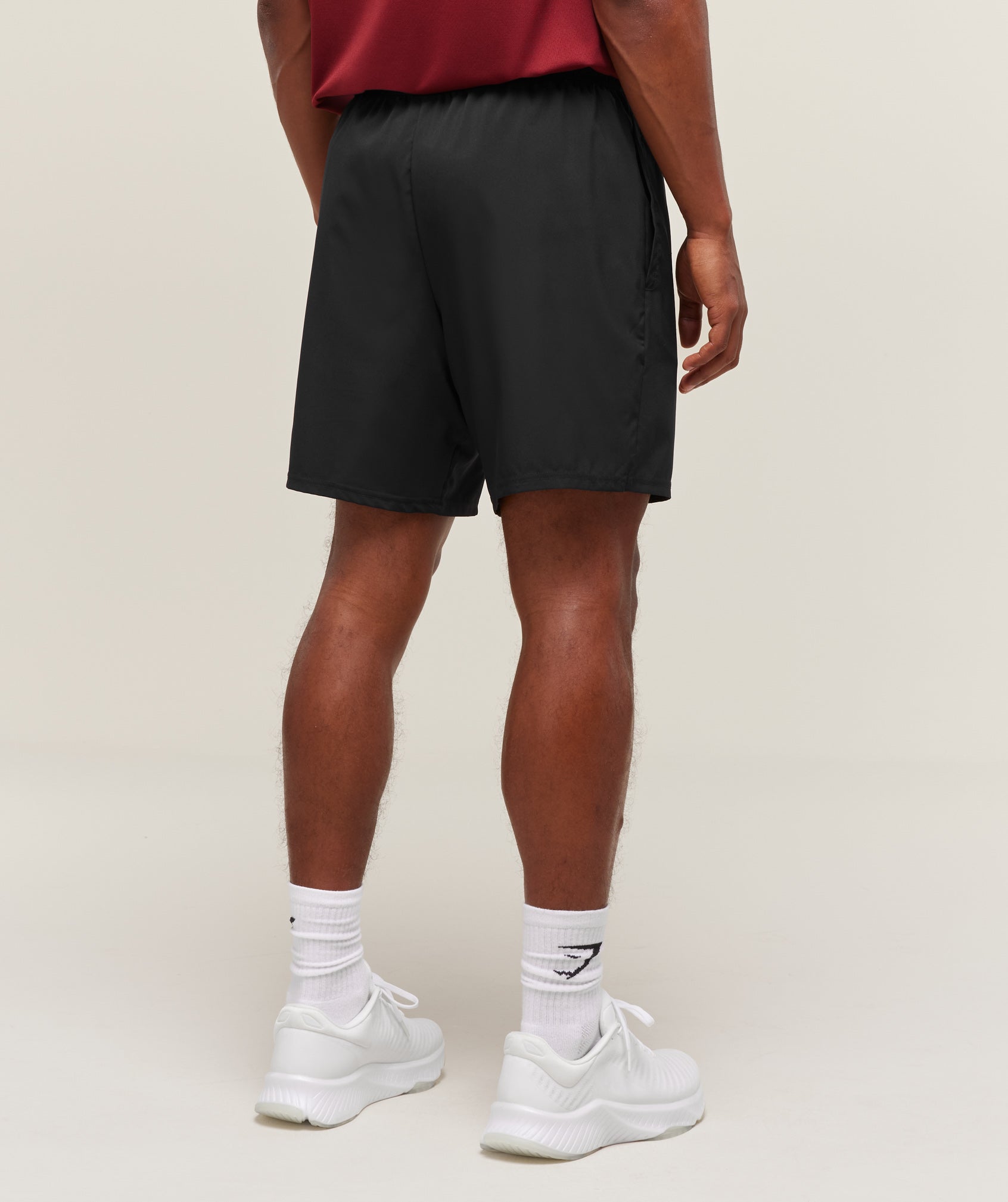 gymshark-arrival-7-shorts-black-ss22