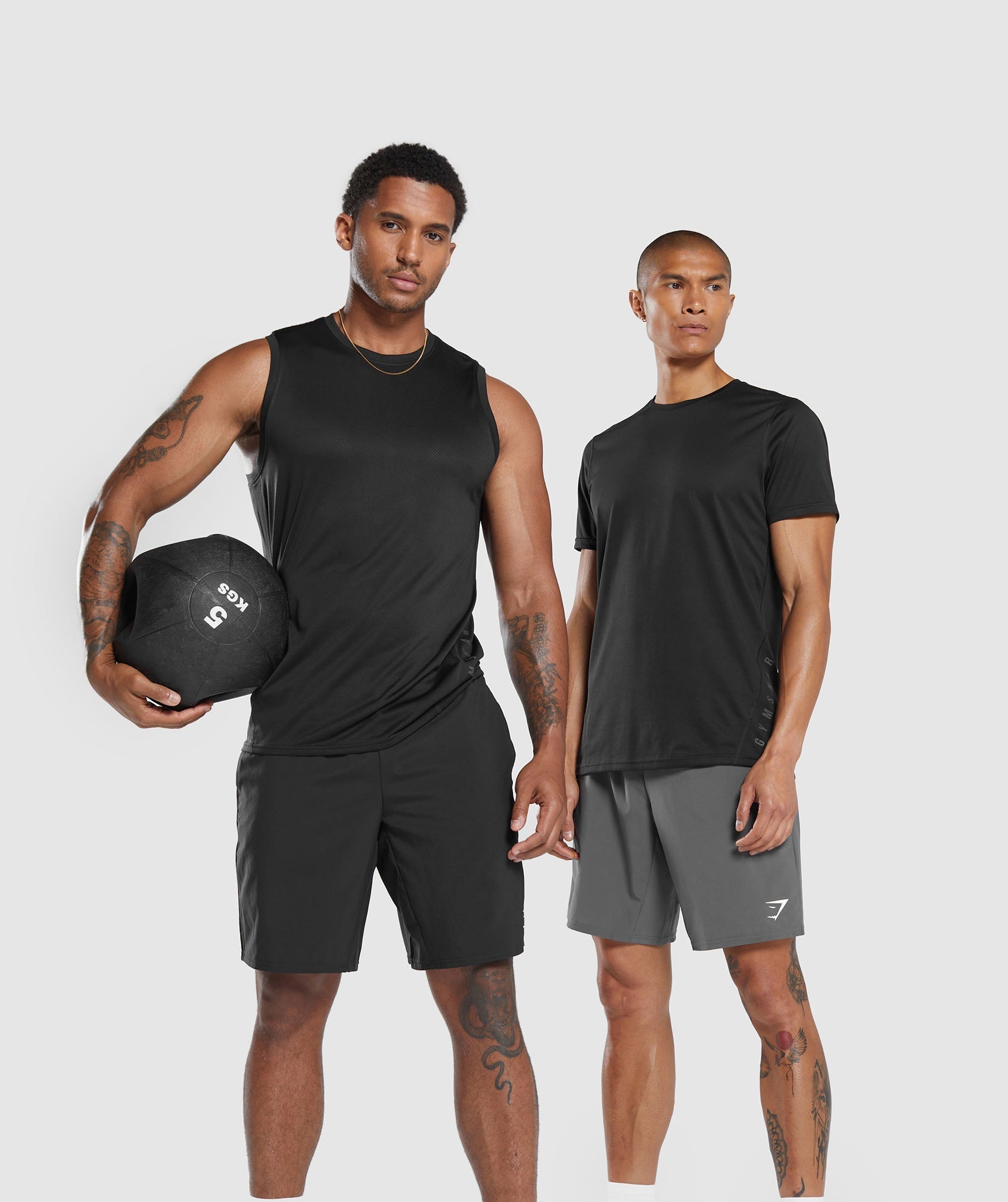 gymshark-arrival-9-shorts-shorts-black-ss24