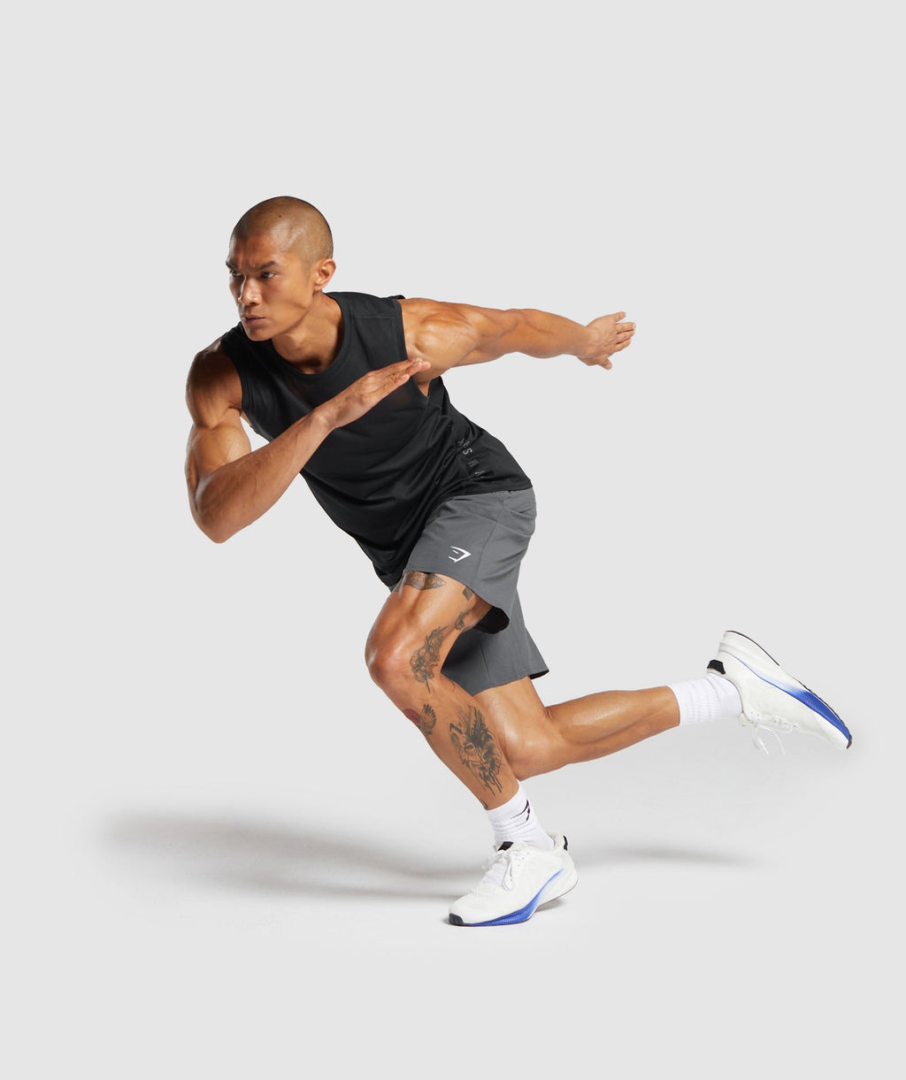 gymshark-arrival-9-shorts-silhouette-grey-ss24