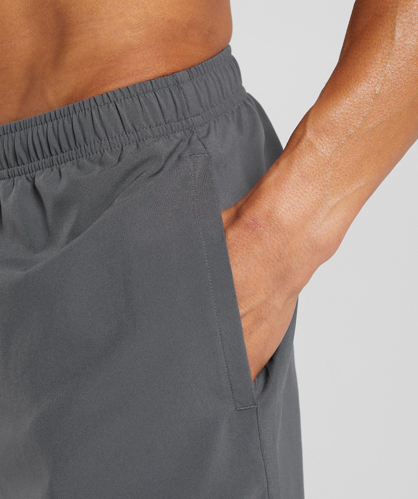gymshark-arrival-9-shorts-silhouette-grey-ss24