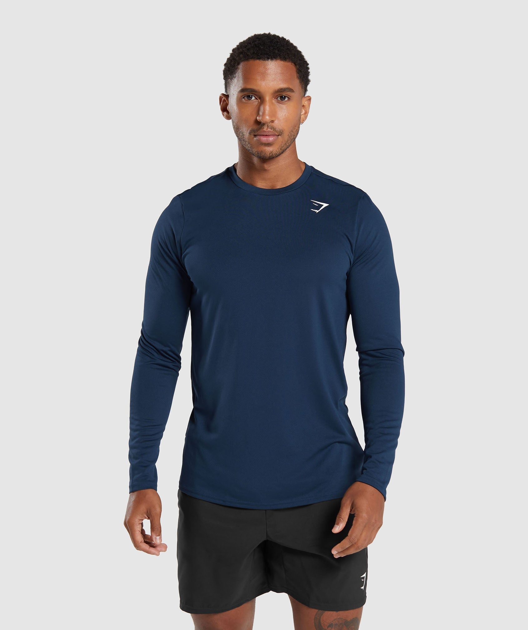 gymshark-arrival-long-sleeve-t-shirt-navy-ss22