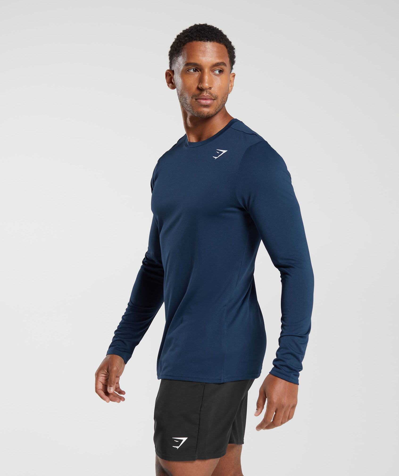 gymshark-arrival-long-sleeve-t-shirt-navy-ss22