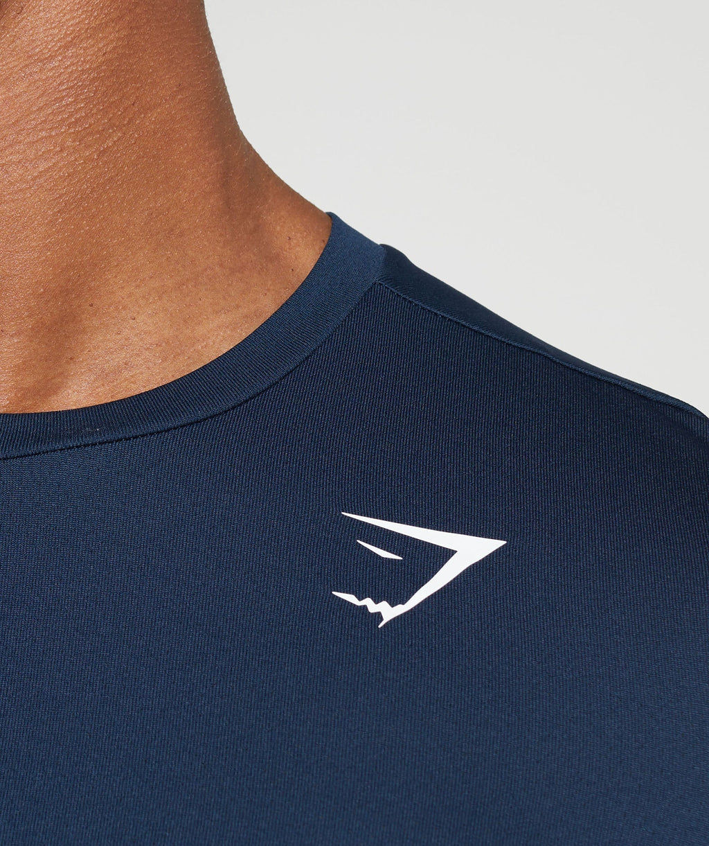 gymshark-arrival-long-sleeve-t-shirt-navy-ss22