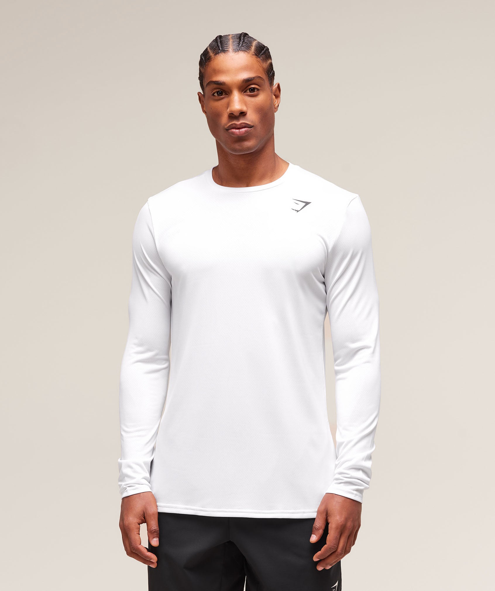 gymshark-arrival-long-sleeve-t-shirt-white-aw22