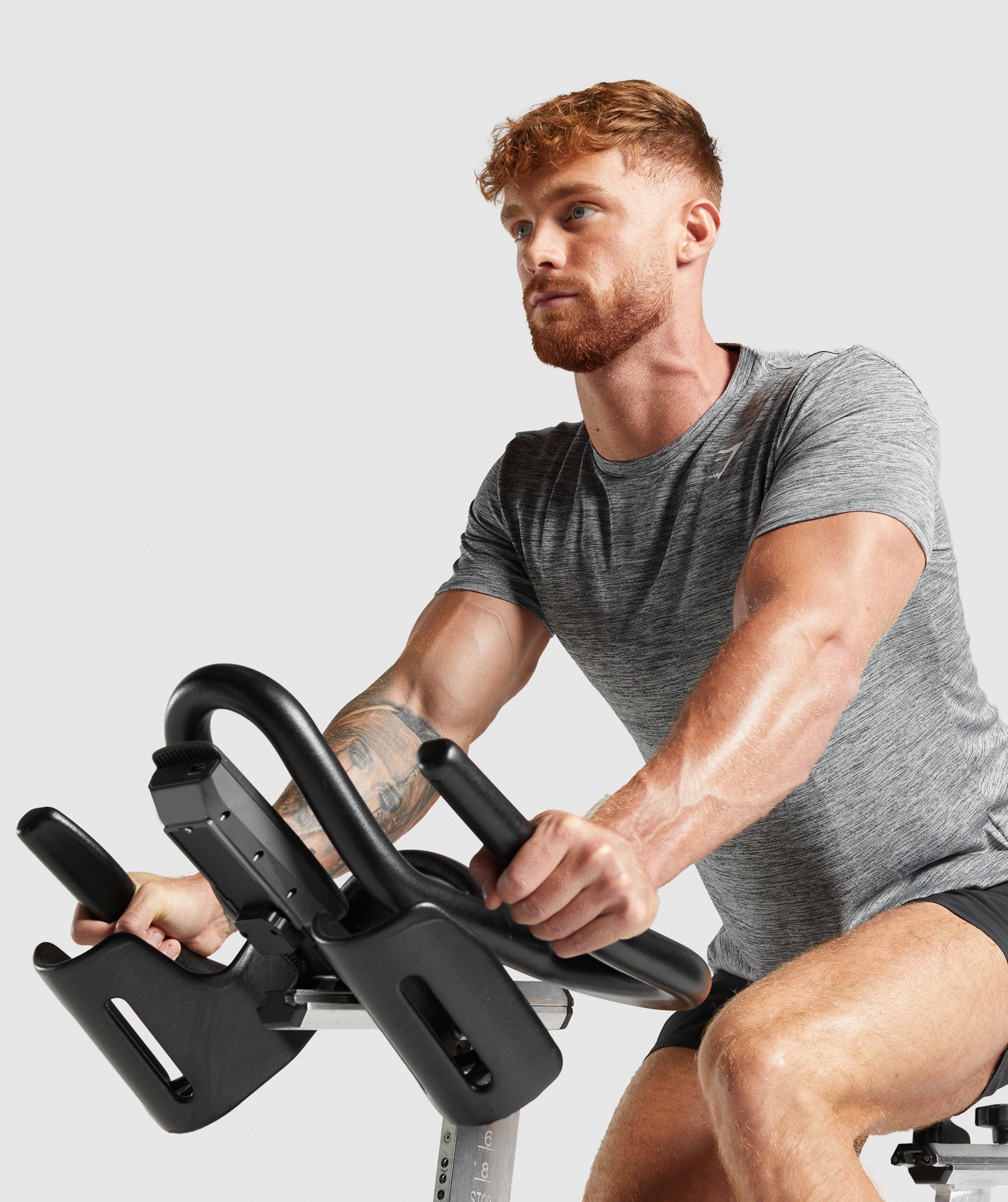 gymshark-arrival-marl-t-shirt-silhouette-grey-light-grey-marl-aw22