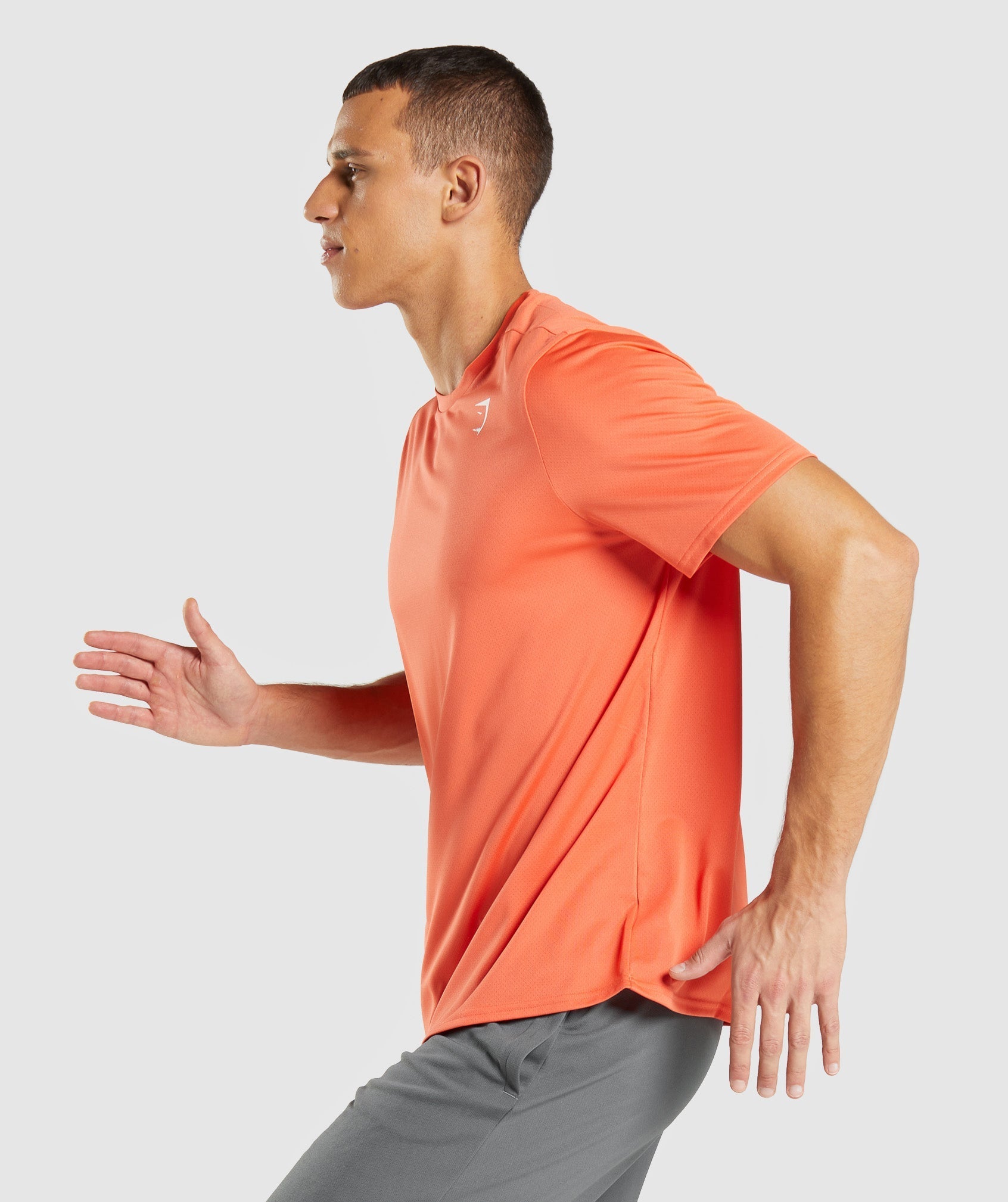 gymshark-arrival-regular-fit-t-shirt-papaya-orange-ss22