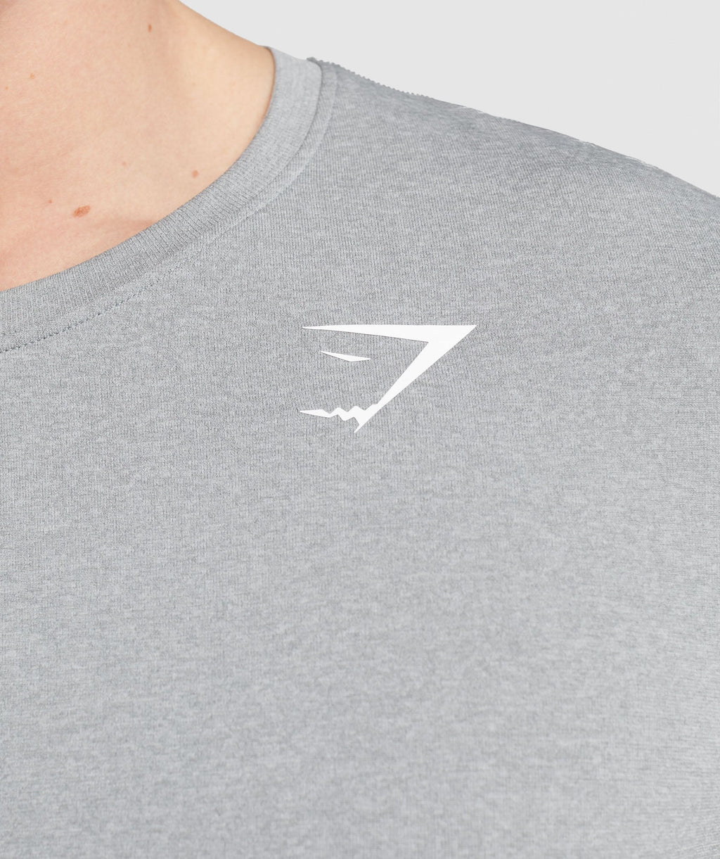 gymshark-arrival-seamless-t-shirt-grey-aw21