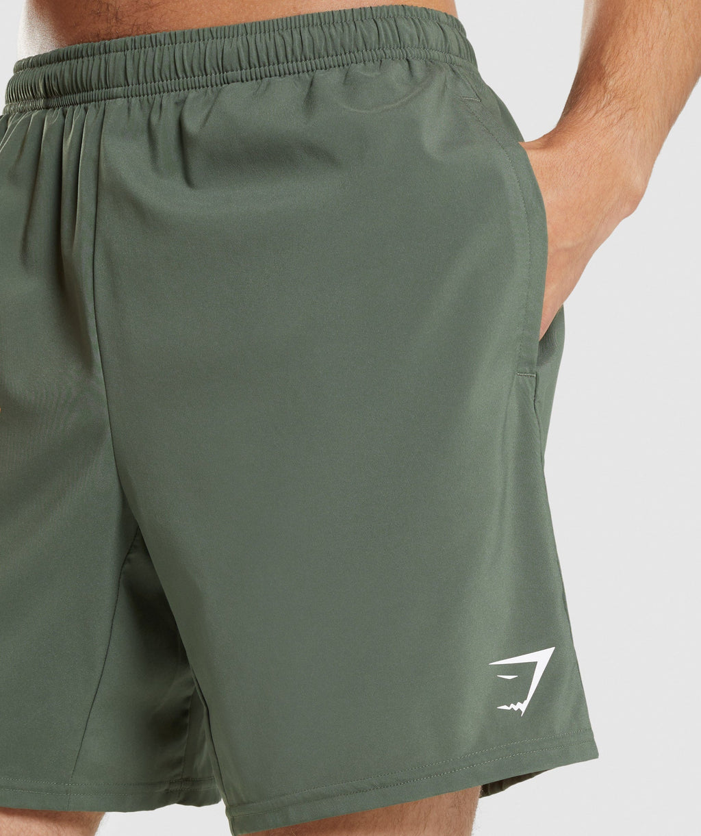 gymshark-arrival-7-shorts-green-gsaw21