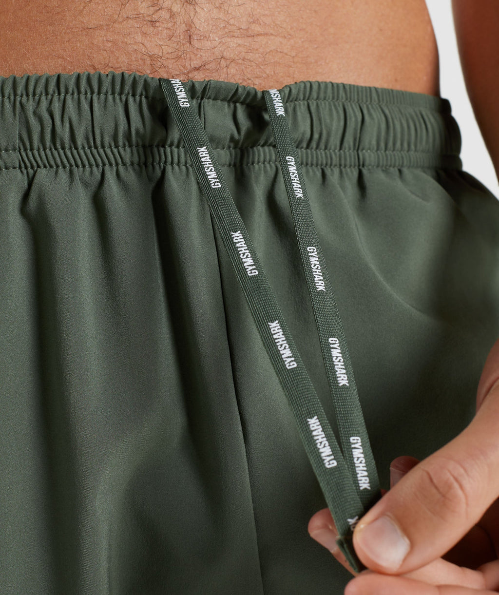 gymshark-arrival-7-shorts-green-gsaw21