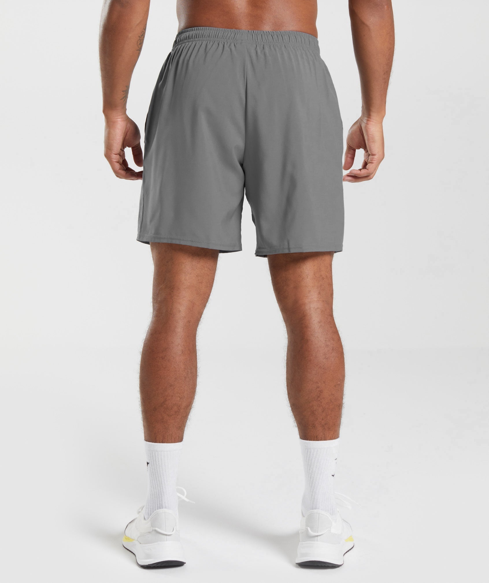 gymshark-arrival-7-shorts-charcoal-grey-ss22