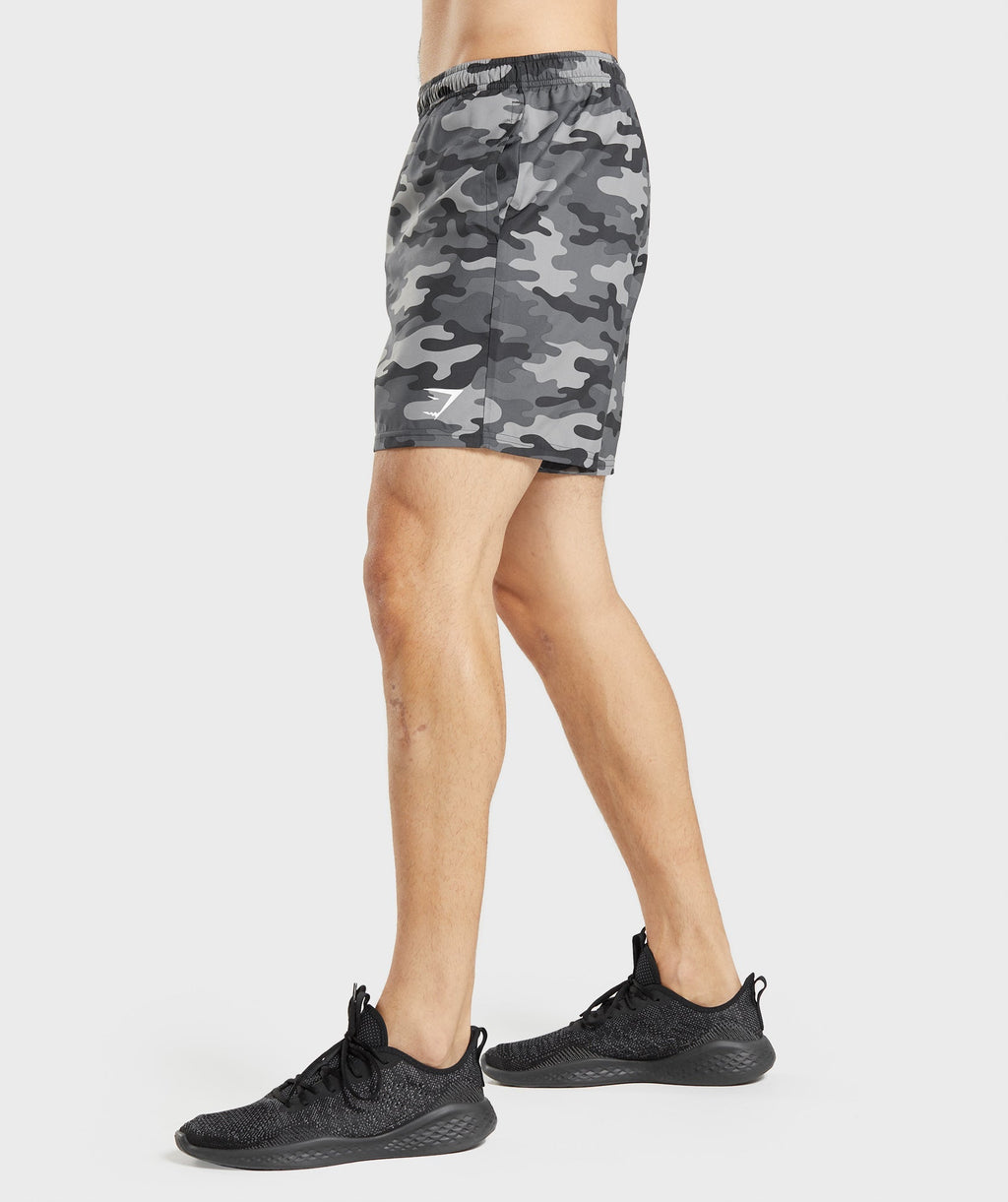 gymshark-arrival-7-shorts-grey-print-ss22