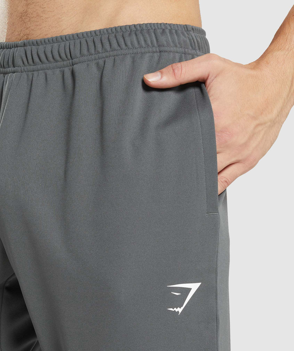 gymshark-arrival-knit-joggers-charcoal-grey-ss22