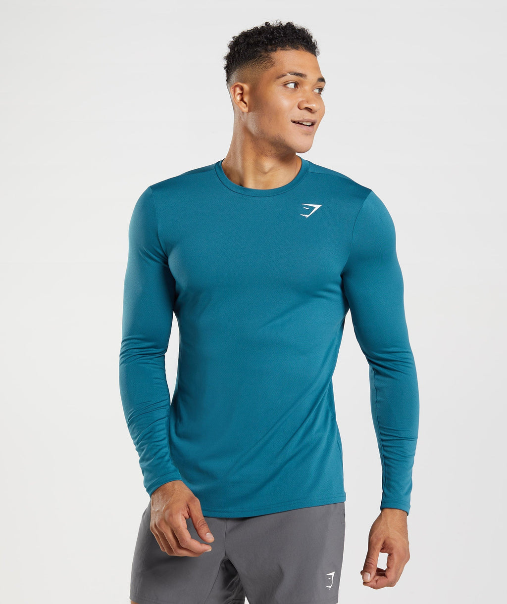 gymshark-arrival-long-sleeve-t-shirt-atlantic-blue-aw22