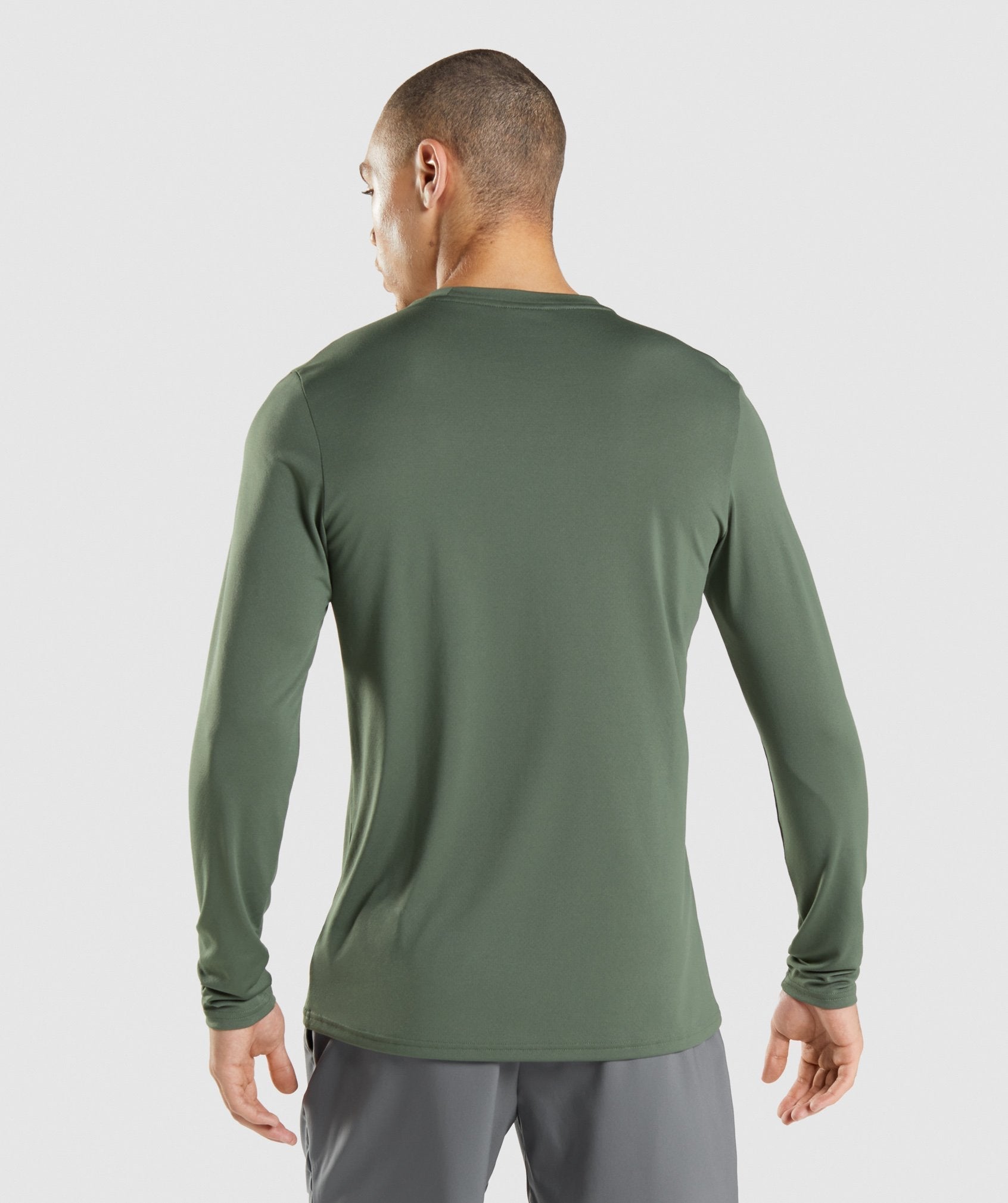 gymshark-arrival-long-sleeve-t-shirt-green-gsaw21