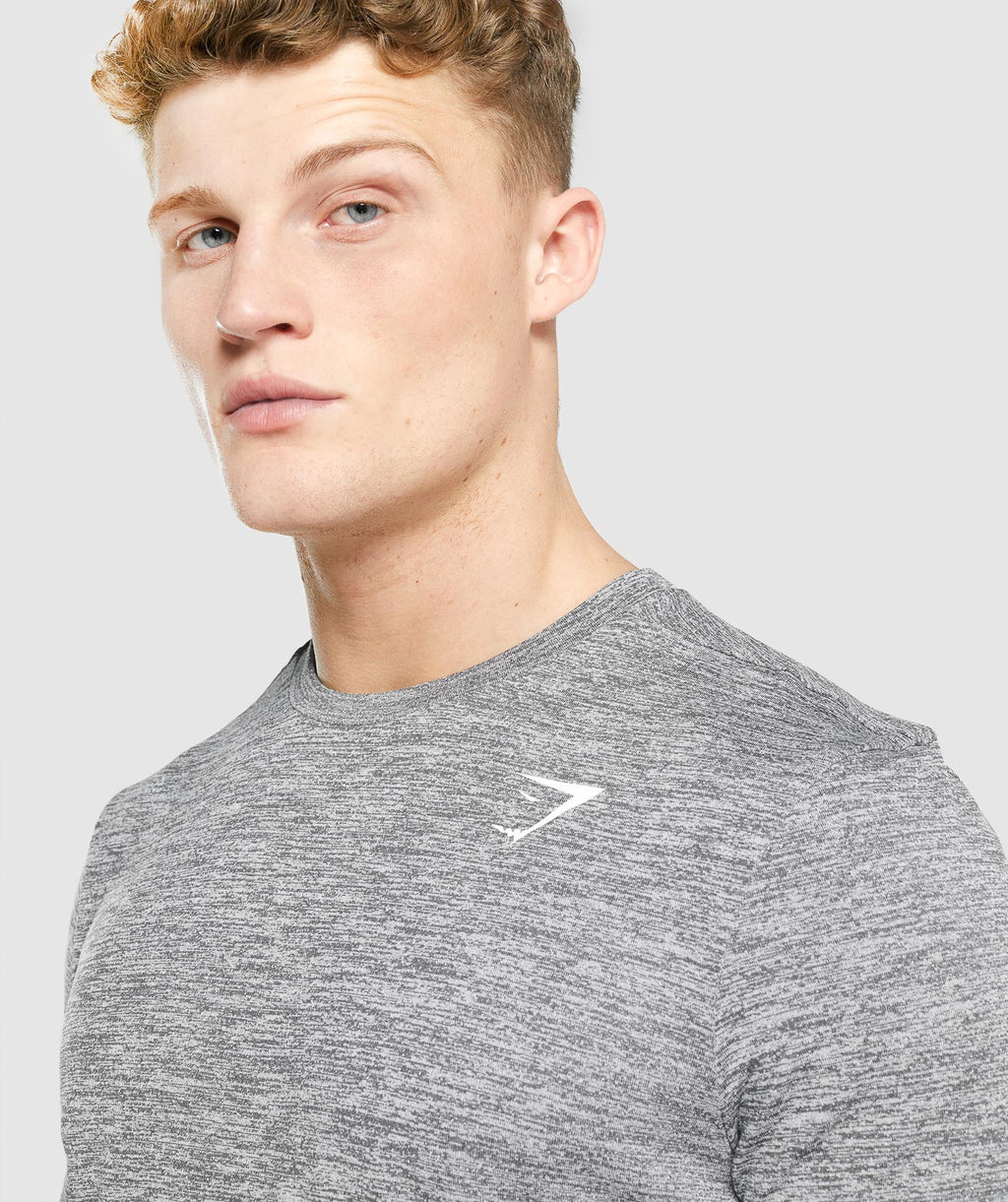 gymshark-arrival-marl-long-sleeve-t-shirt-charcoal-marl-aw21