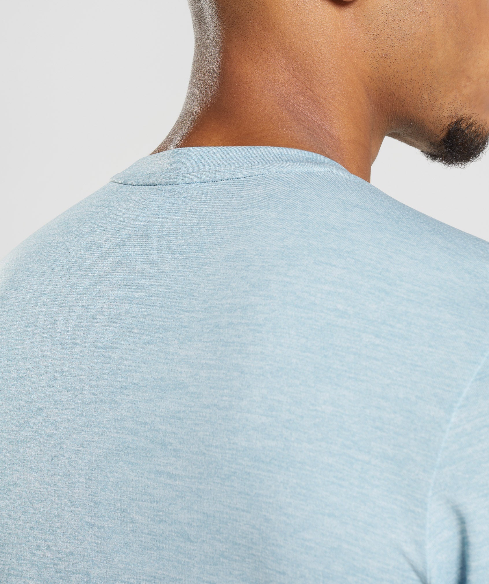 gymshark-arrival-t-shirt-iceberg-blue-icy-blue-marl-aw22