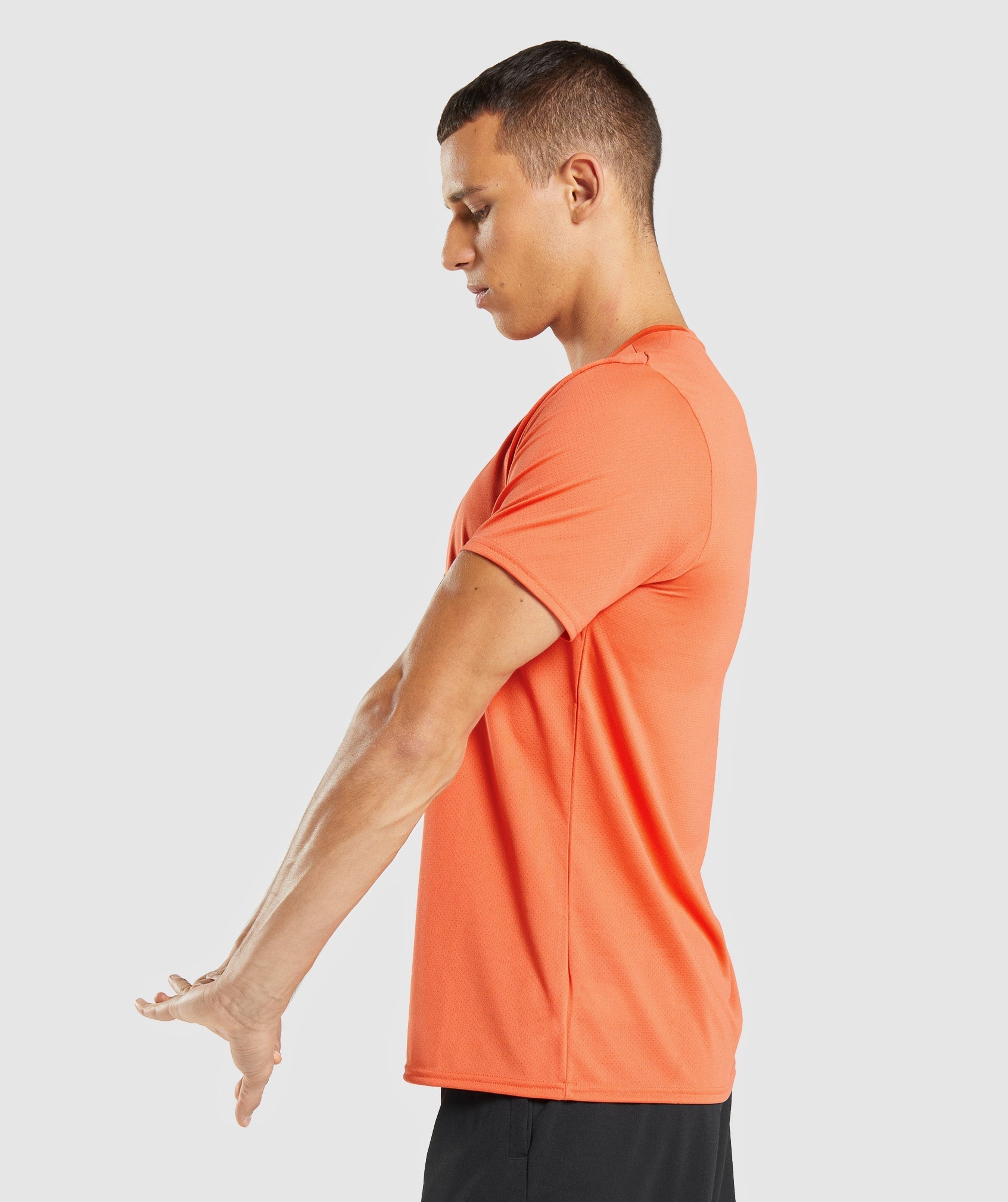 gymshark-arrival-t-shirt-papaya-orange-ss22