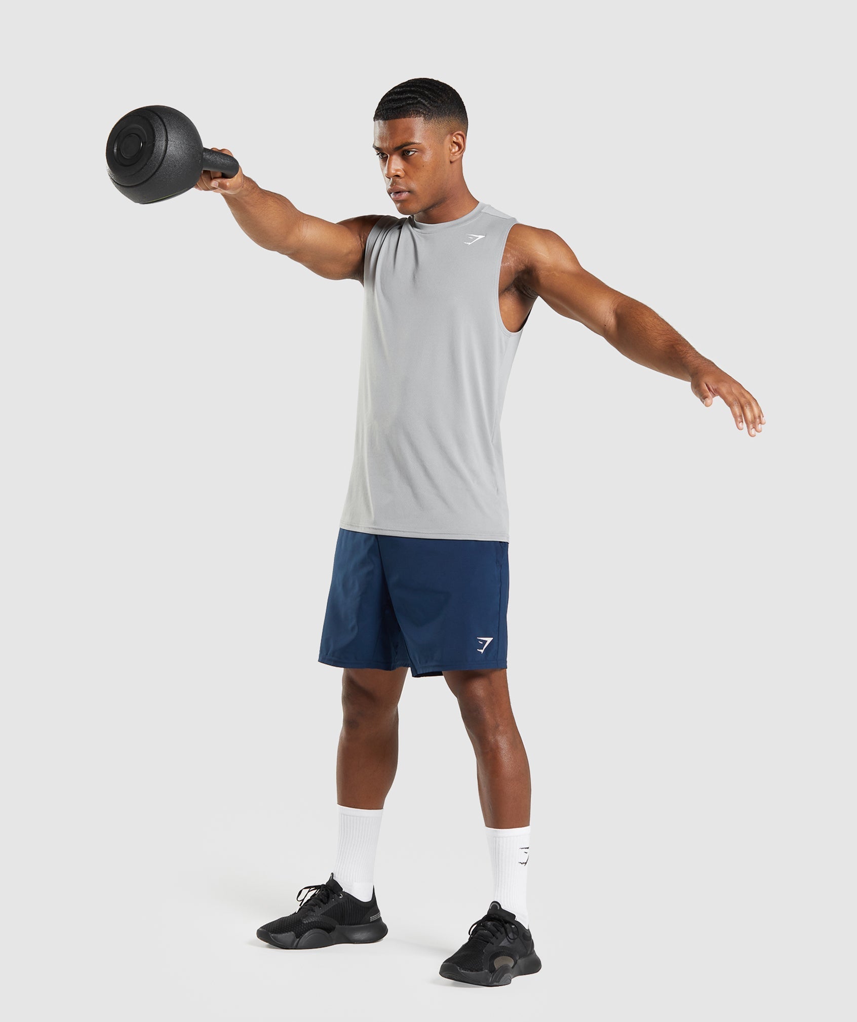 gymshark-arrival-sleeveless-t-shirt-smokey-grey-ss22