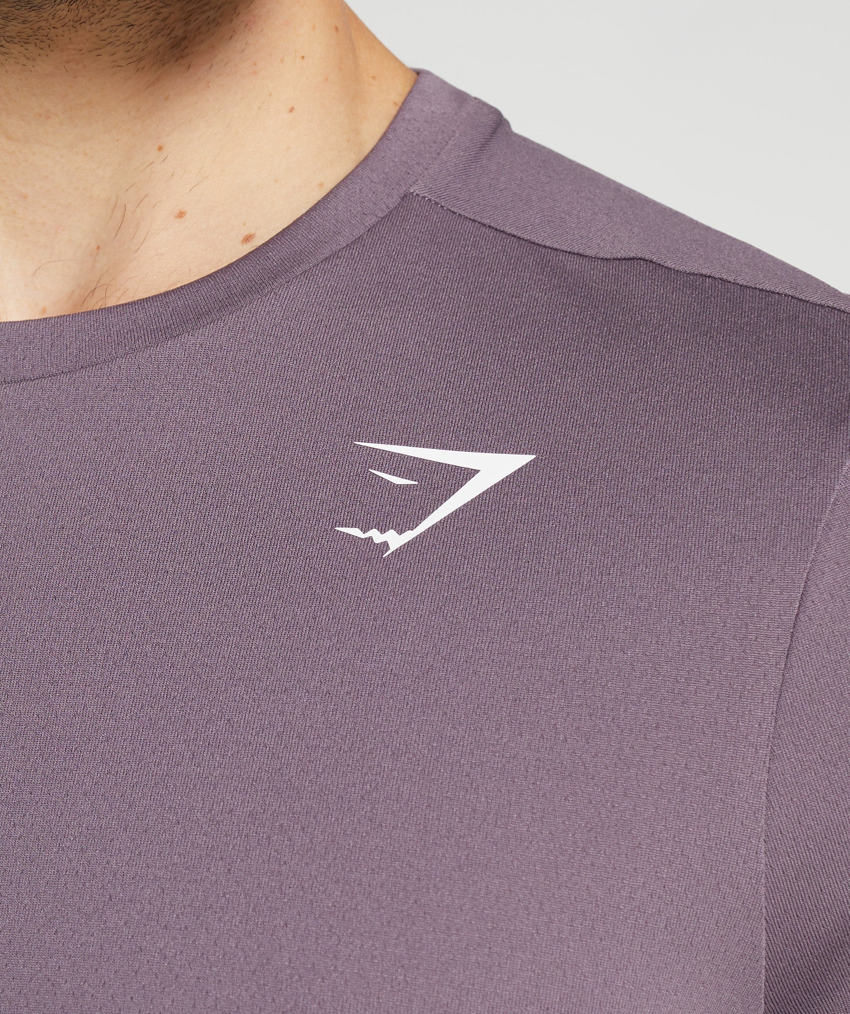 gymshark-arrival-slim-t-shirt-musk-lilac-aw22