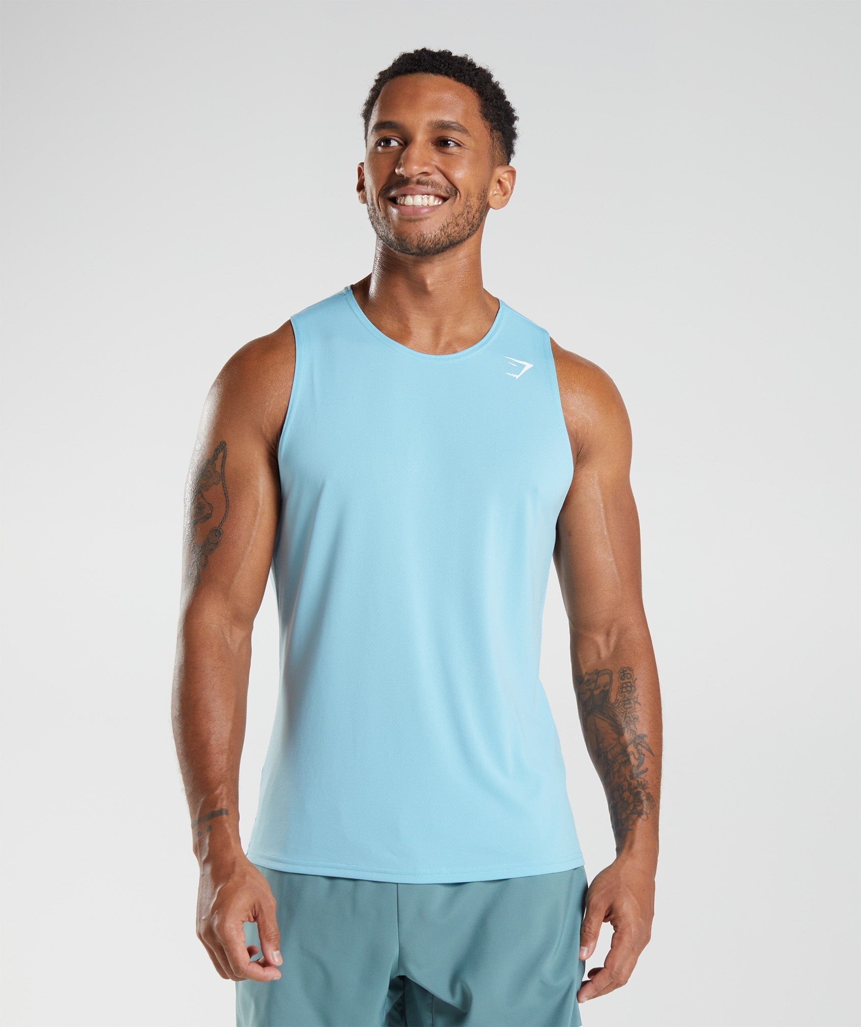 gymshark-arrival-tank-iceberg-blue-ss23