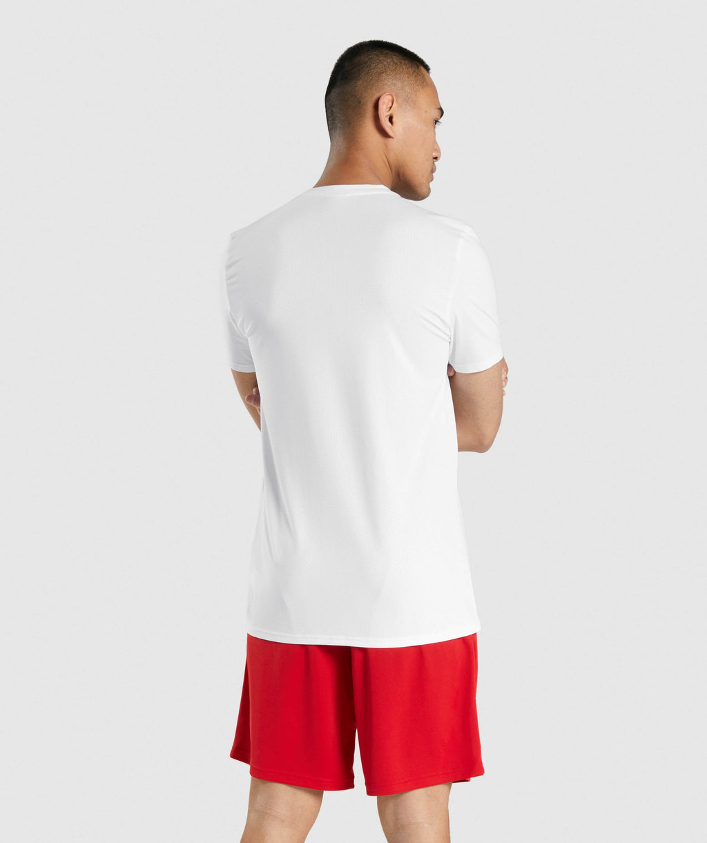 gymshark-arrival-t-shirt-white-black-logo