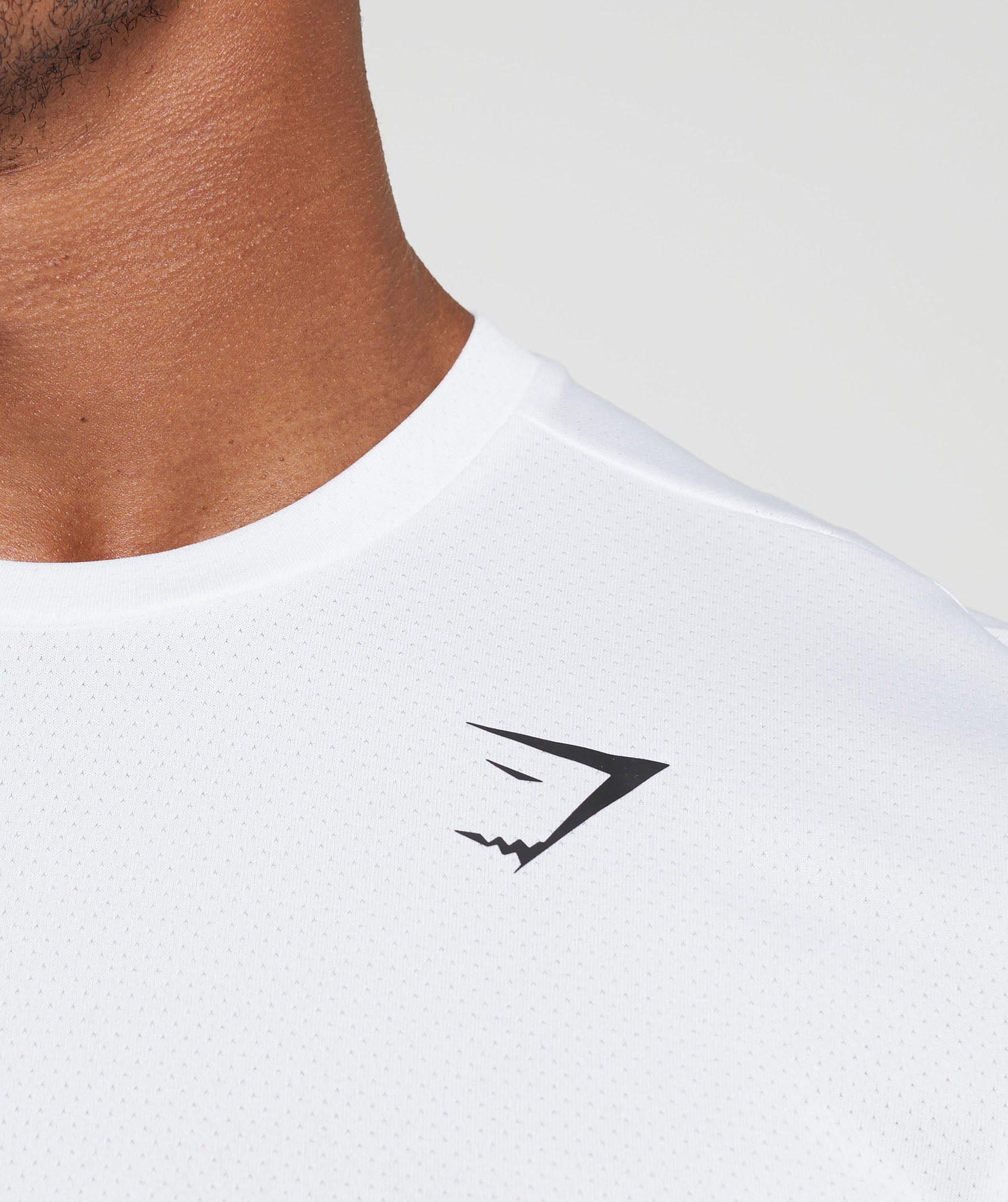 gymshark-arrival-t-shirt-white-ss22