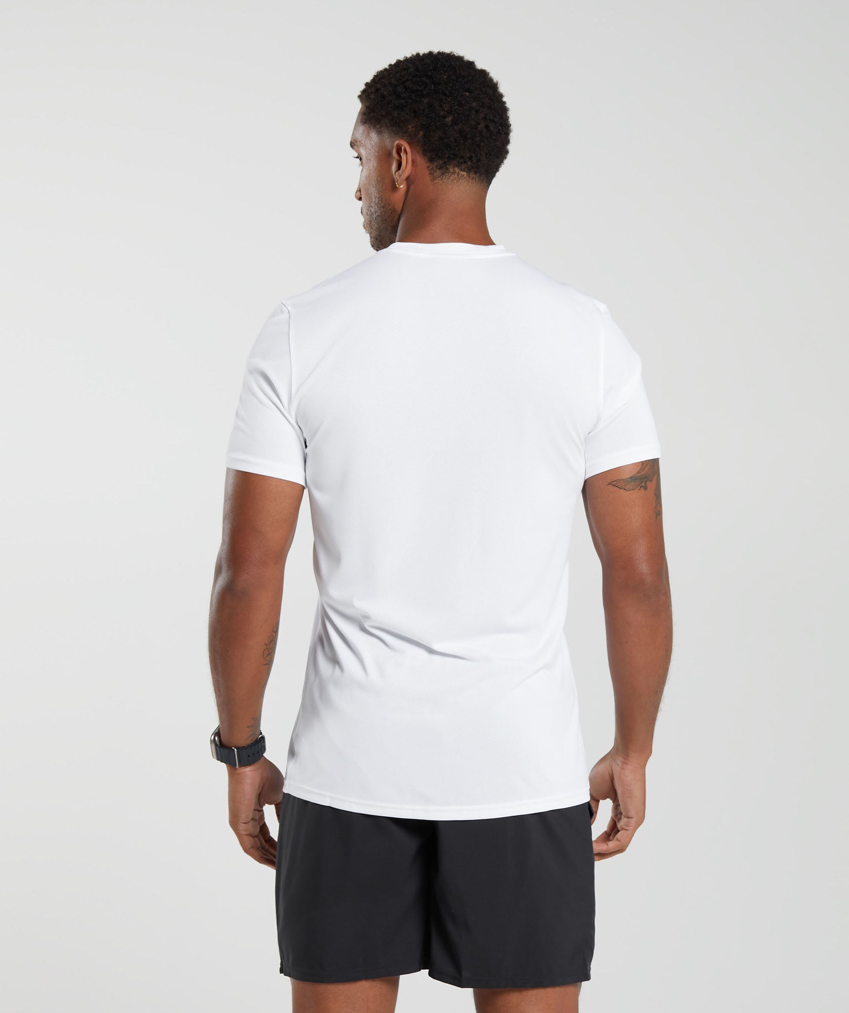 gymshark-arrival-t-shirt-white-ss22