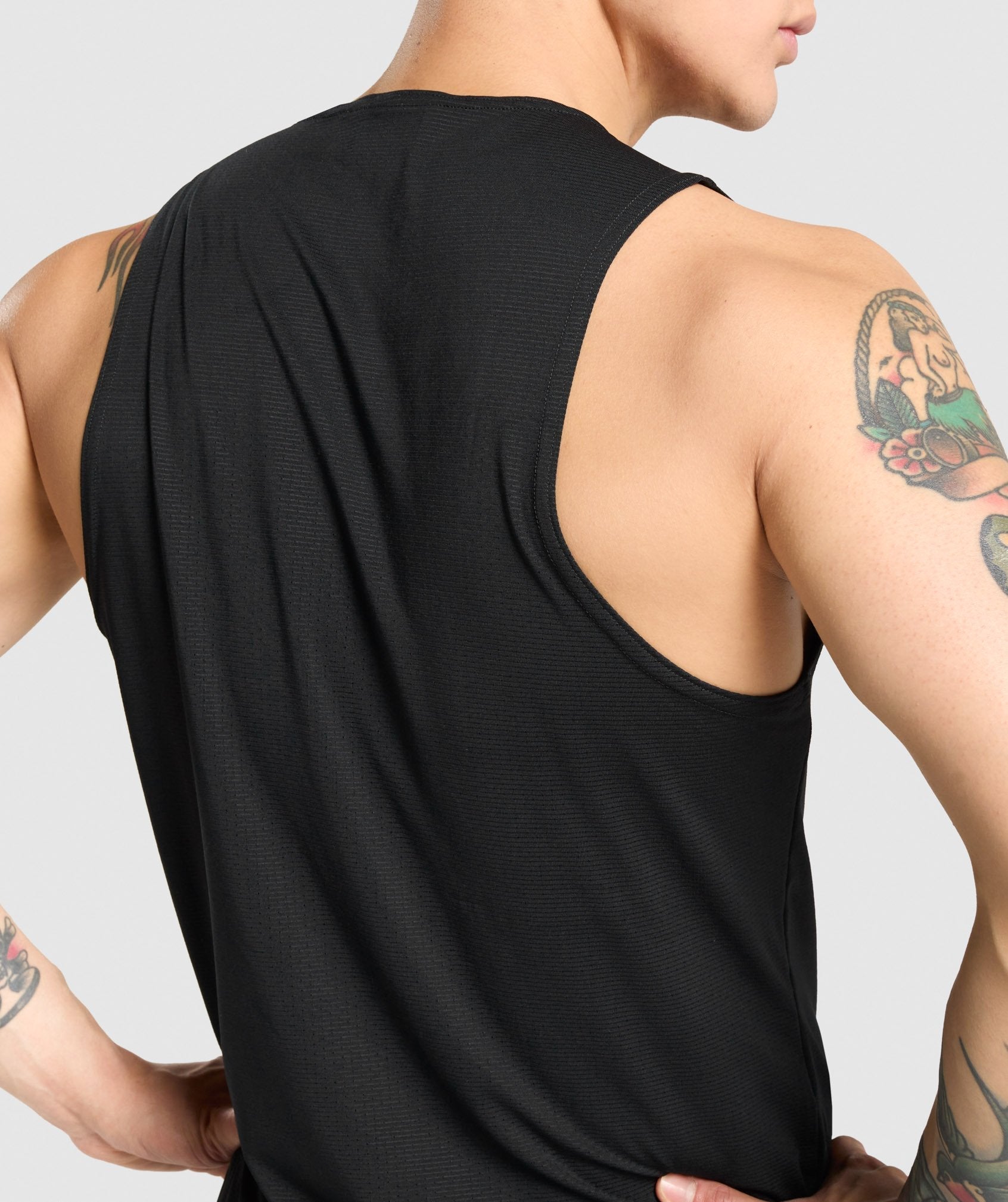 gymshark-arrival-tank-black