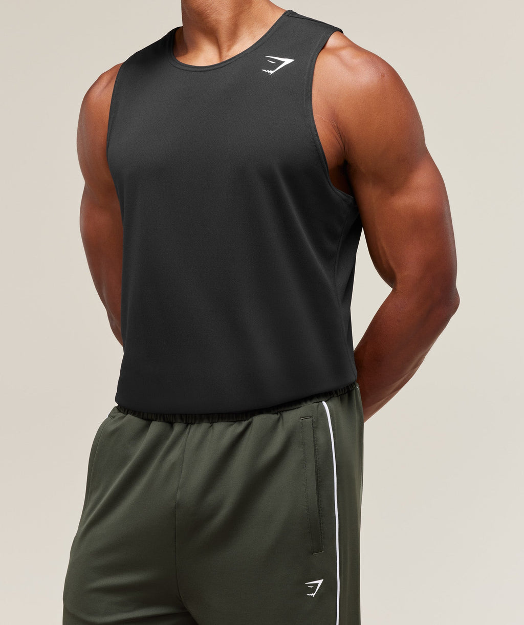 gymshark-arrival-tank-black-ss22