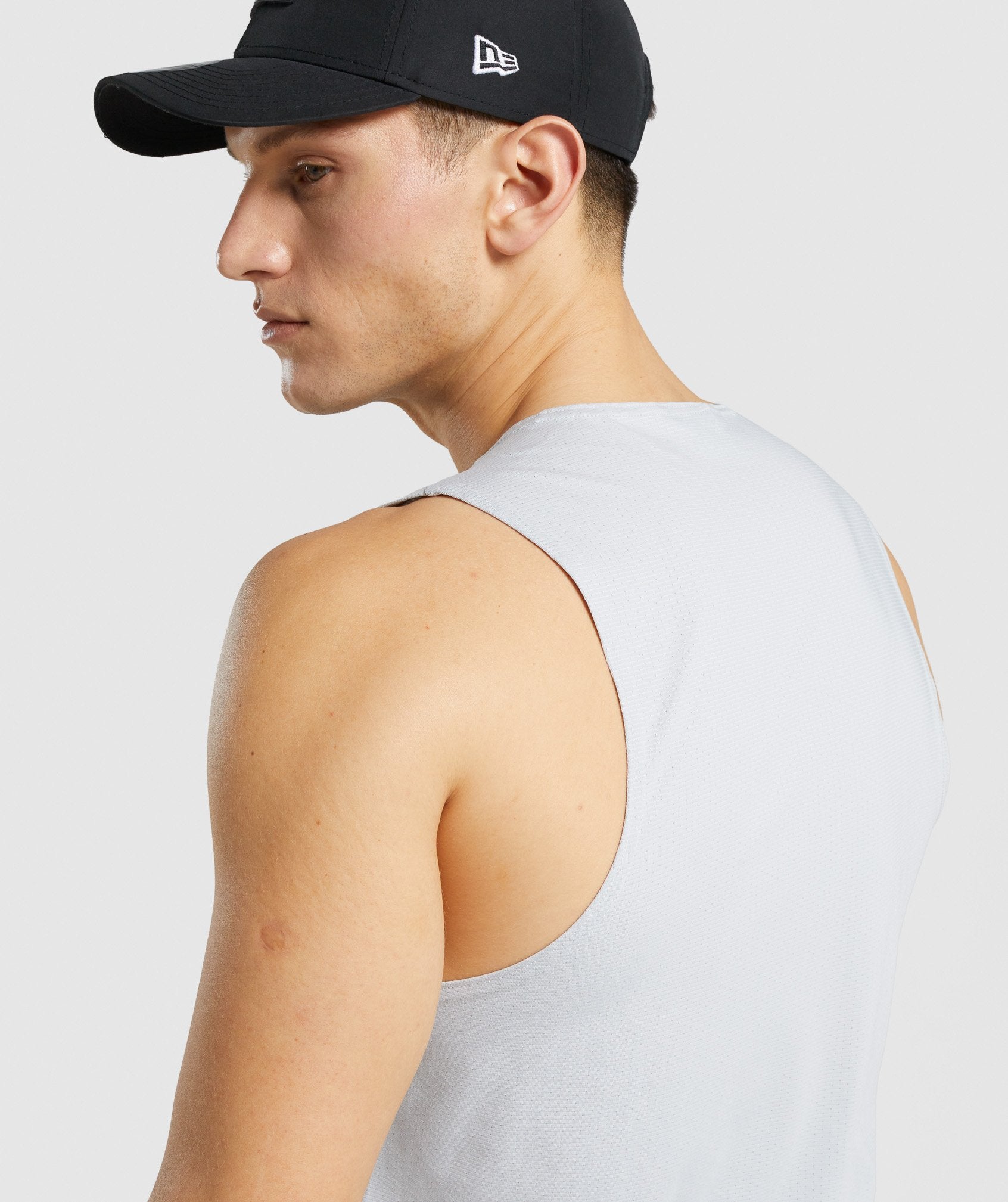 gymshark-arrival-tank-light-grey