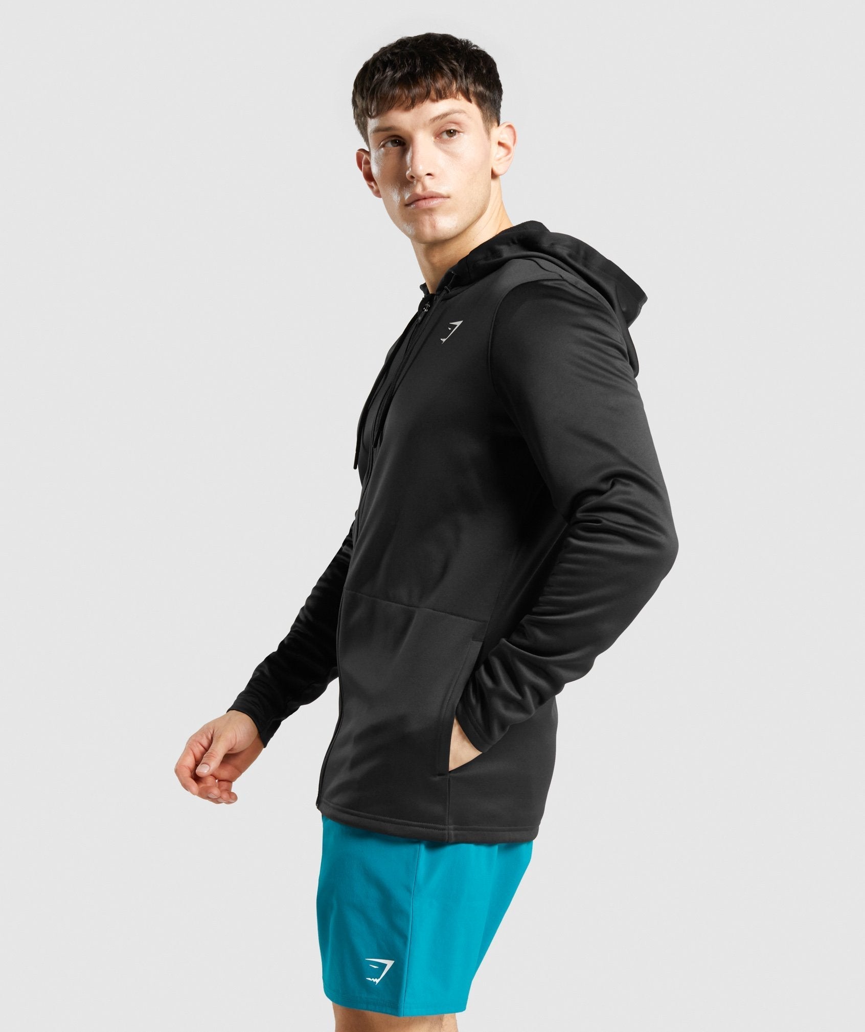 gymshark-arrival-zip-up-hoodie-black