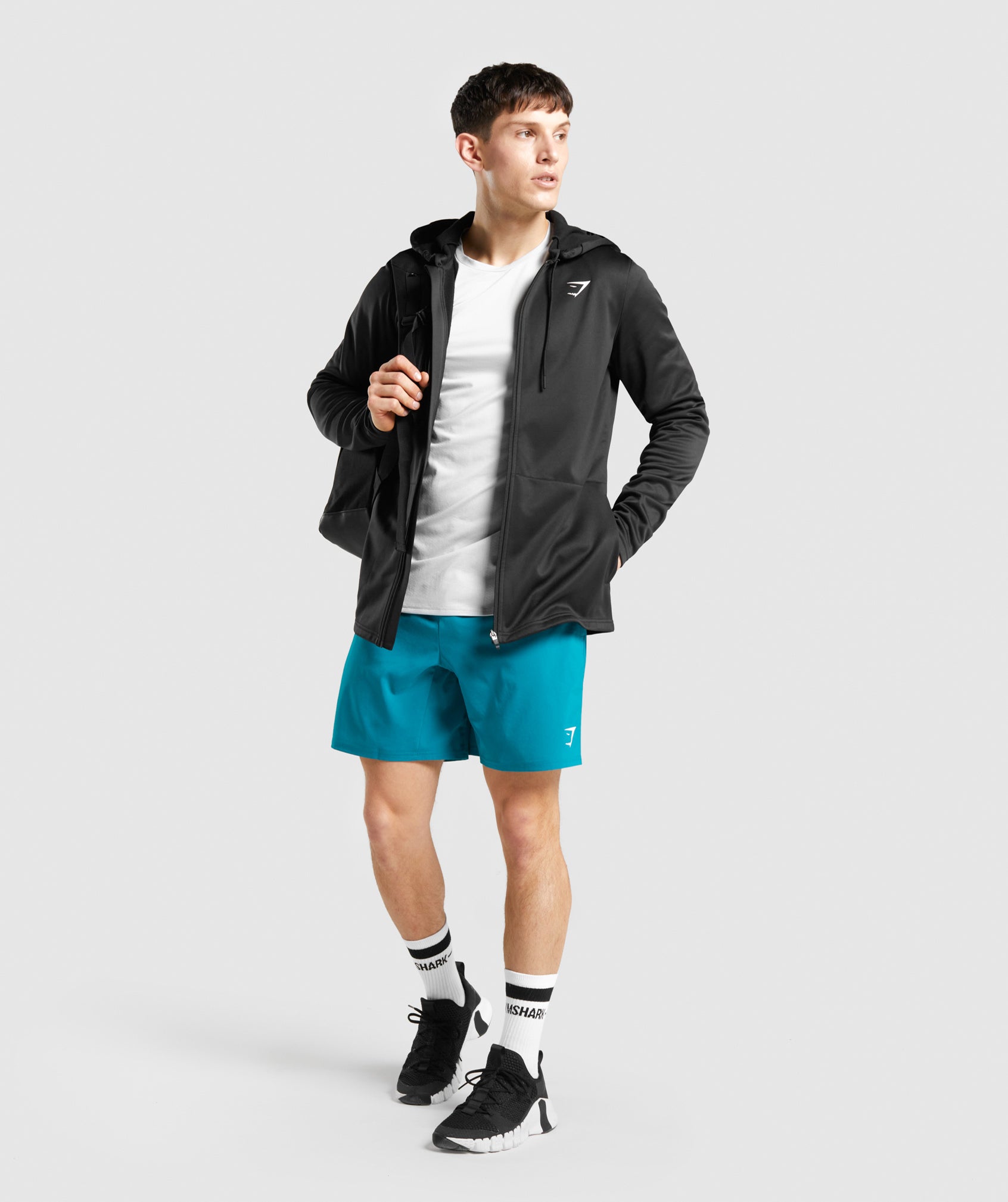 gymshark-arrival-zip-up-hoodie-black