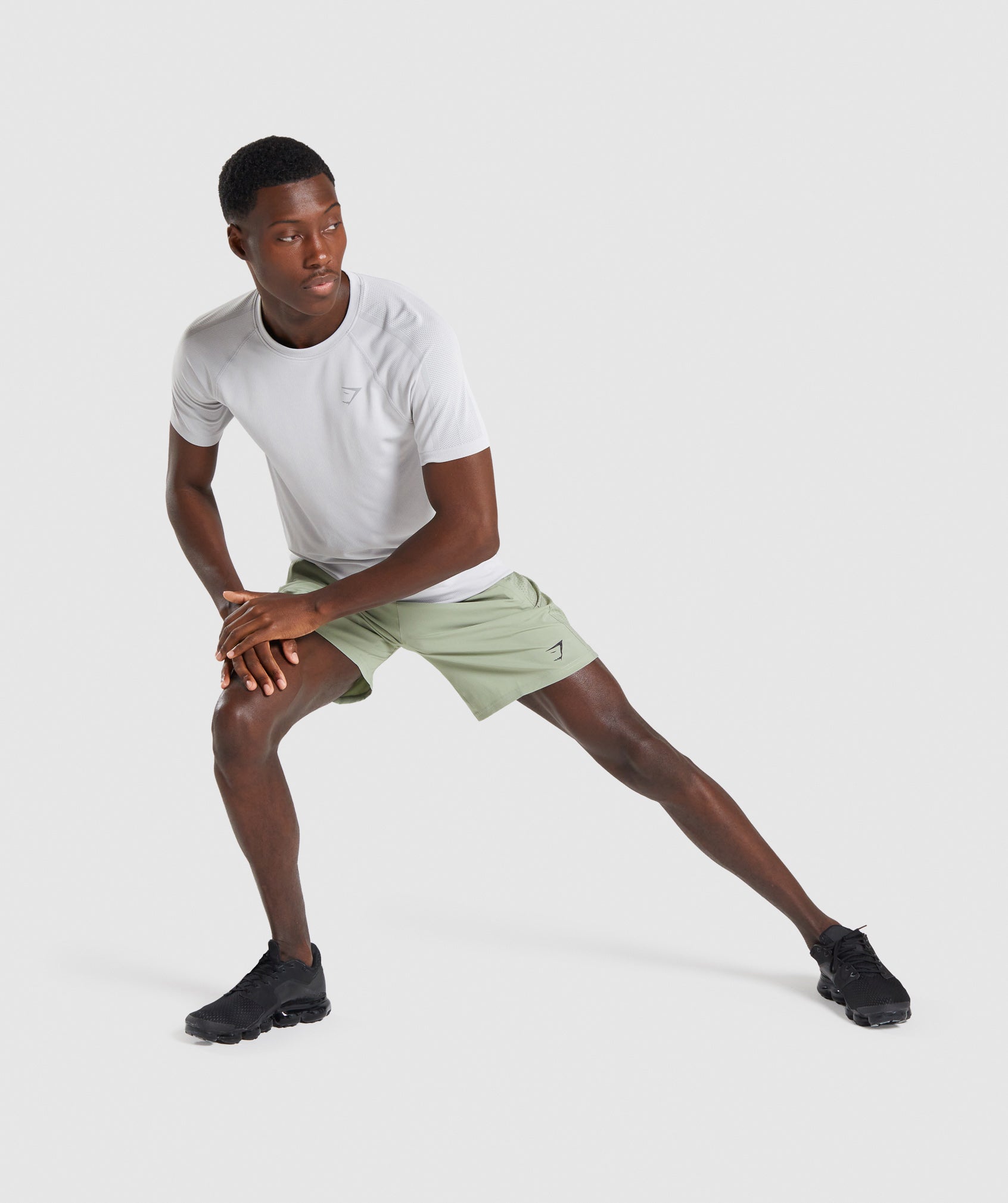gymshark-aspect-shorts-light-green
