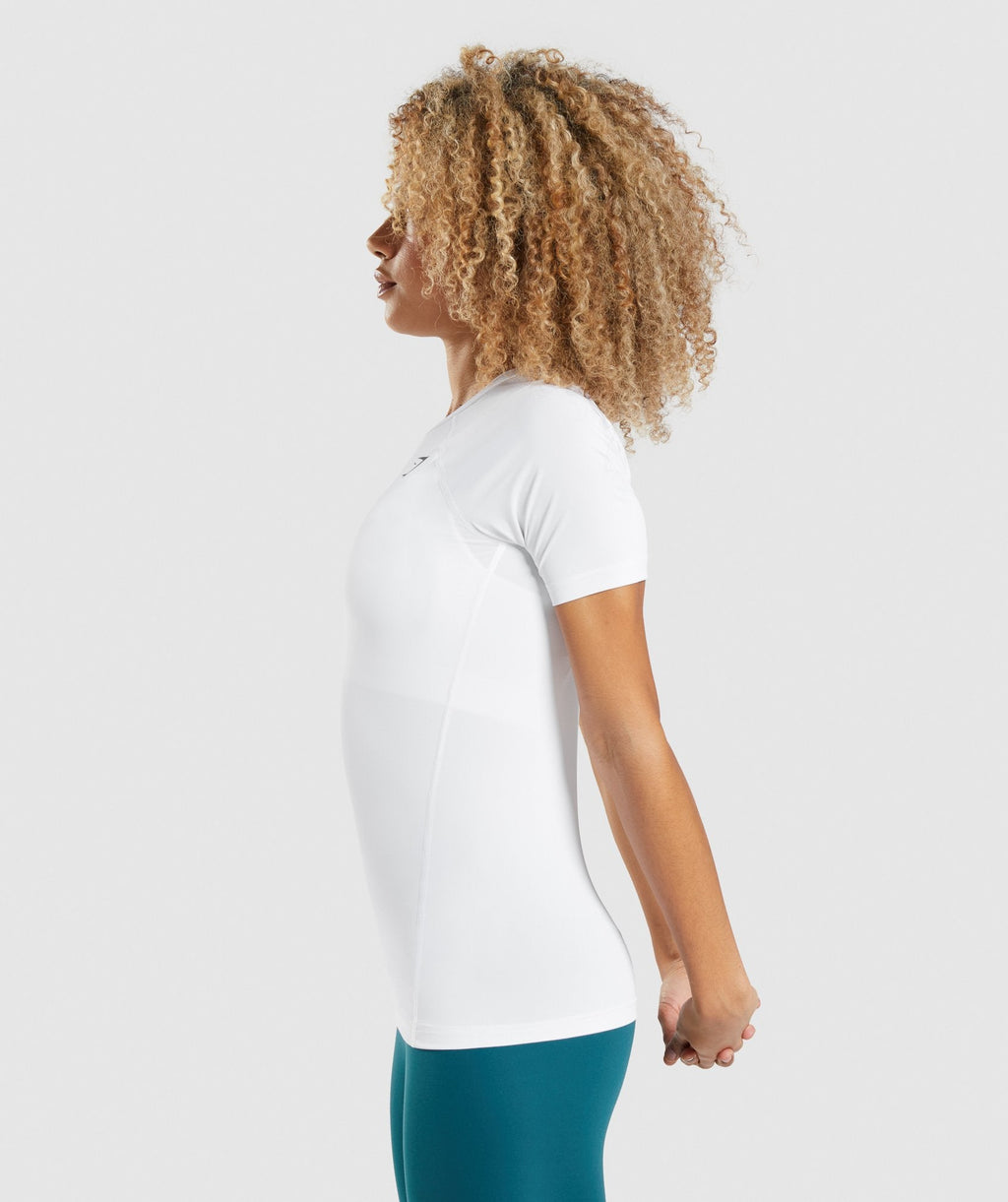 gymshark-training-baselayer-t-shirt-white-aw21